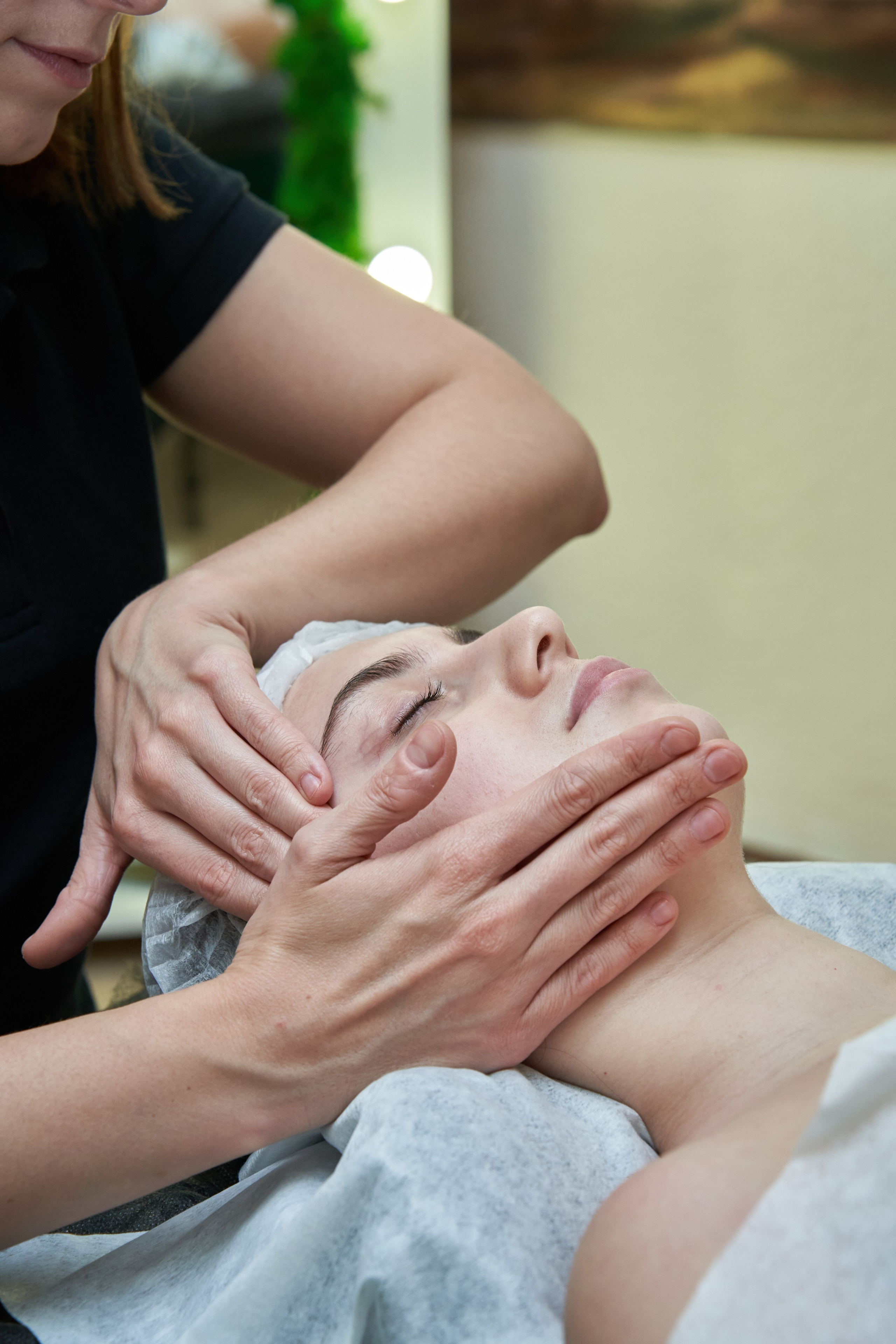 Студия массажа. Фотограф и рилсмейкер Москва | Волгоград Максим Шевченко