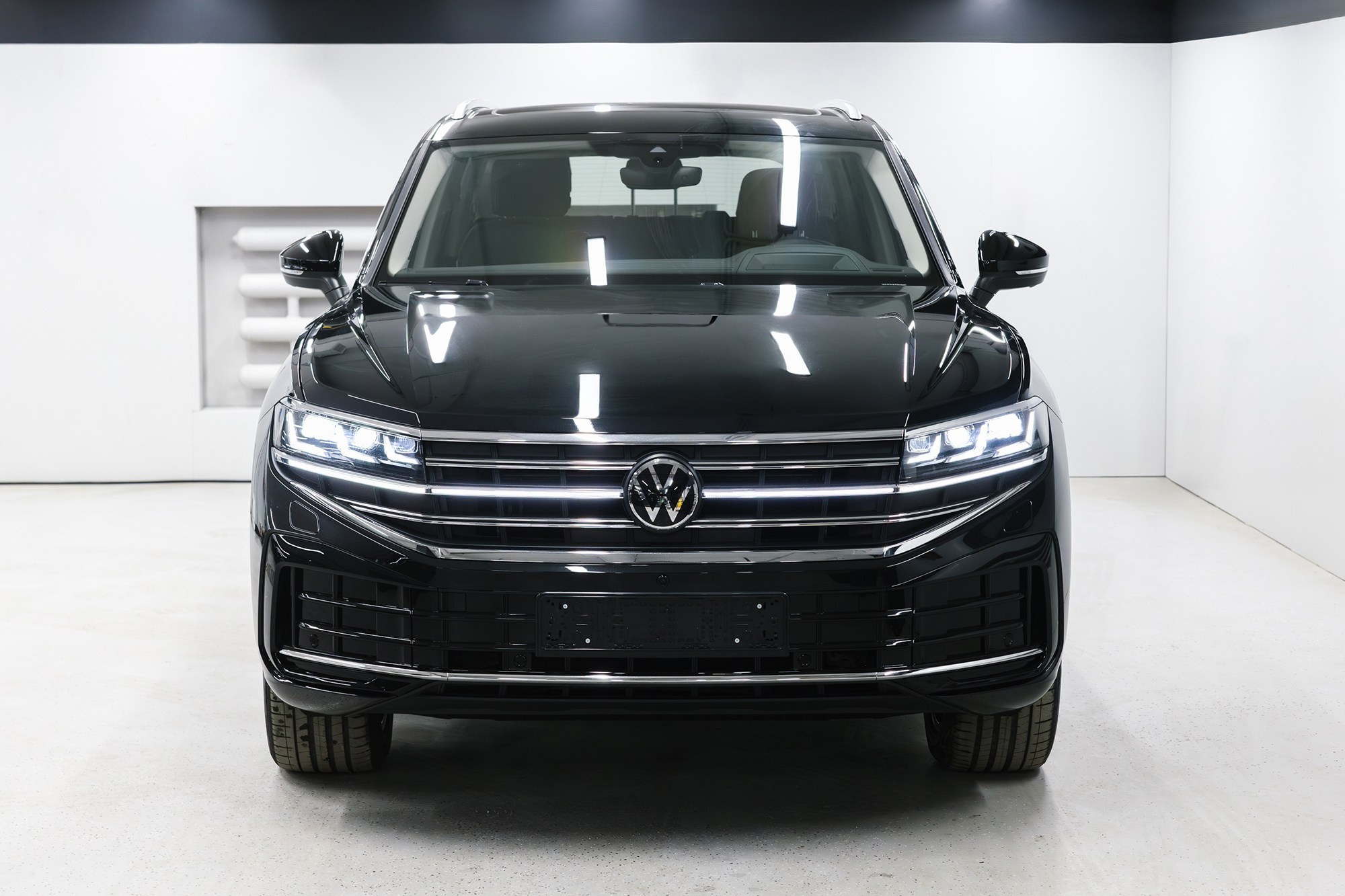 Volkswagen Touareg R-Line 3.0 TDI AT (286 л. с.) 2025. Автосалон «Х-Авто»