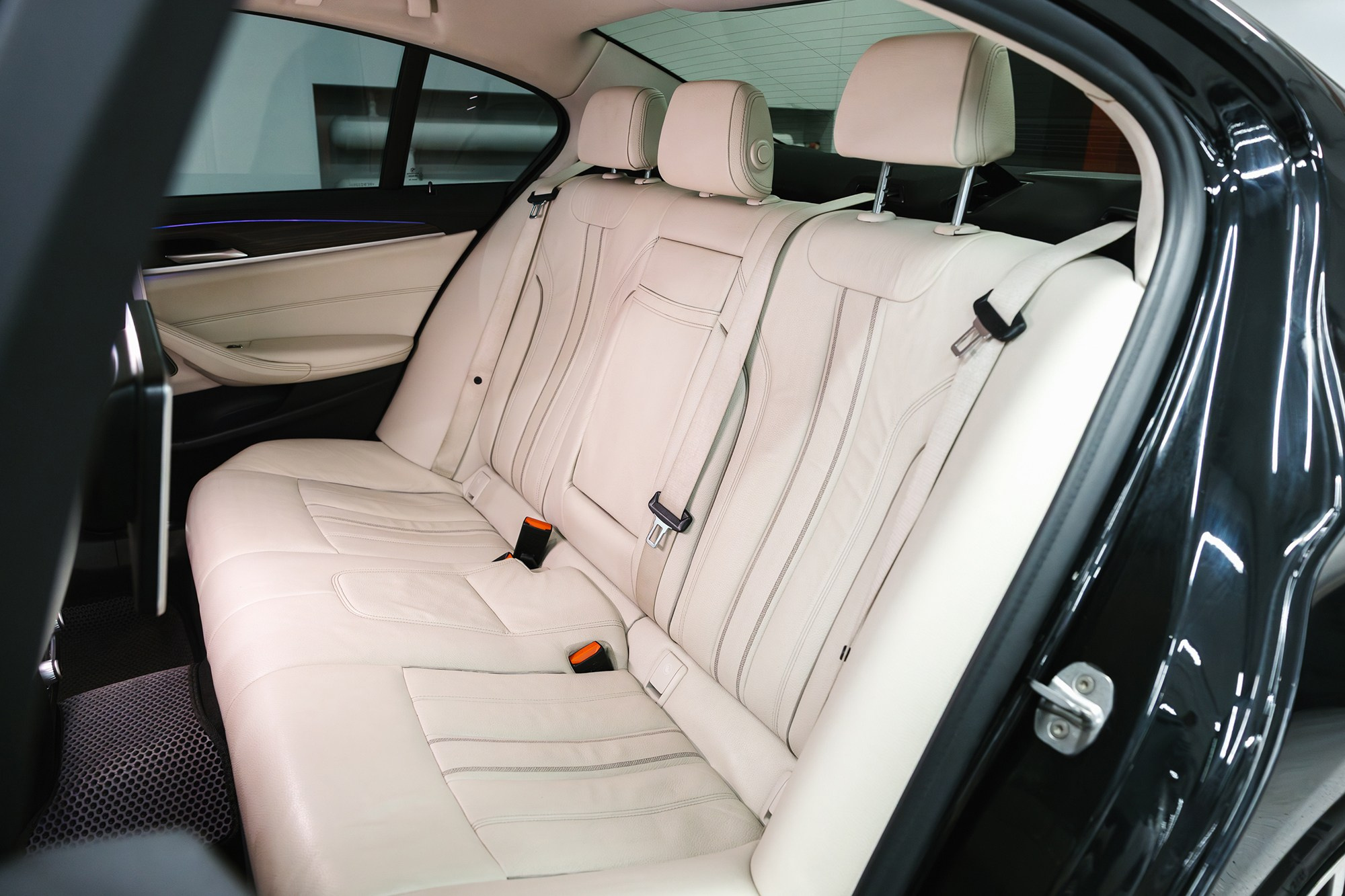 BMW 5 серия 2.0 AT, 2019, 220 000 км. Автосалон «Х-Авто»