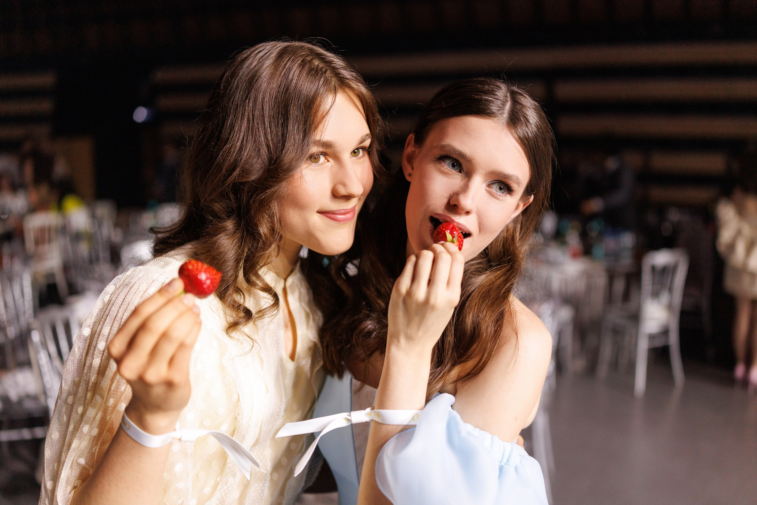 Страна 56. Репортажной, Свадебный, школьный