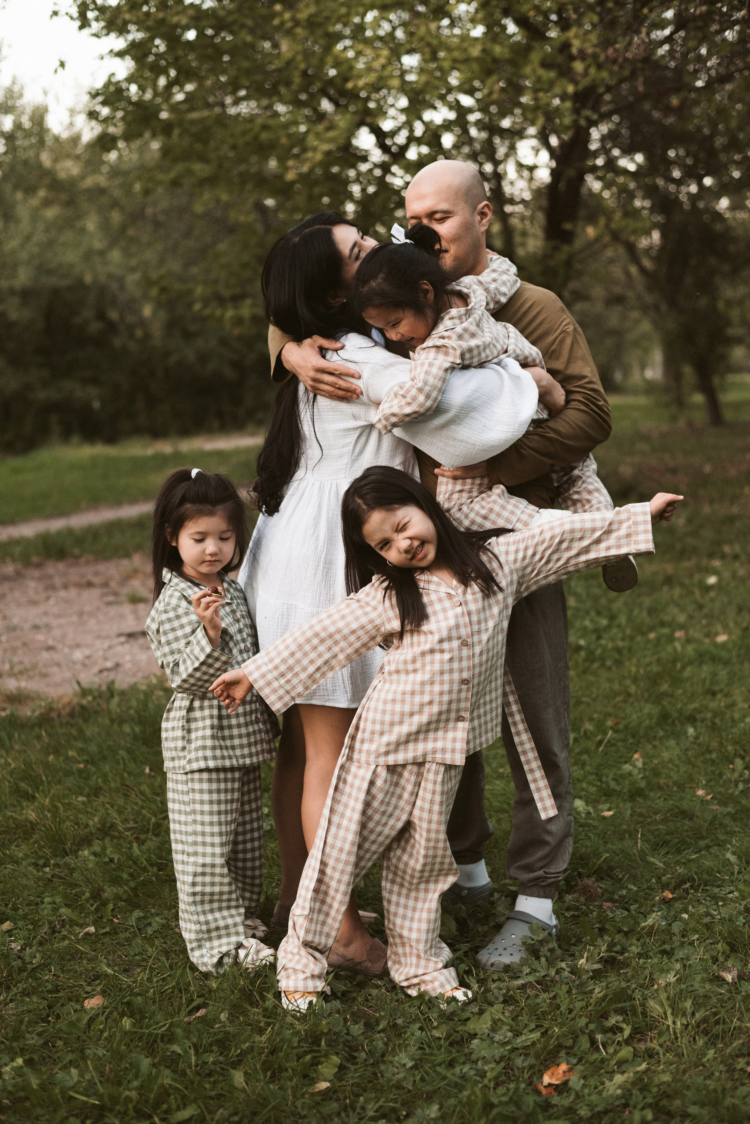 Uma Avaz Muslima Alia & Tommye. Natalia Finch Photography — Family, Kids & Pet Photographer in Chicago, IL