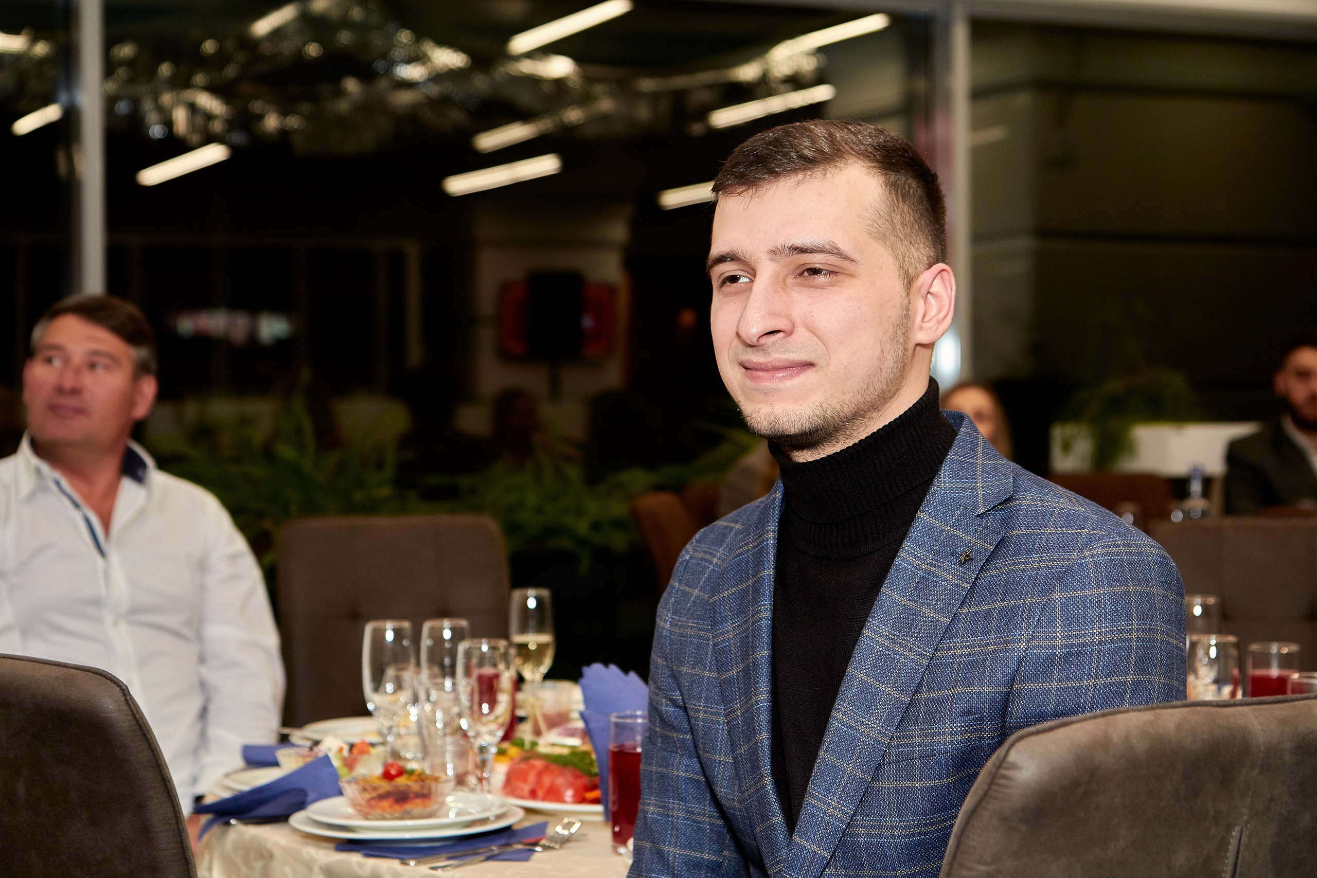 Новогодние корпоративы. Предметный и репортажный фотограф Алексей Кротов