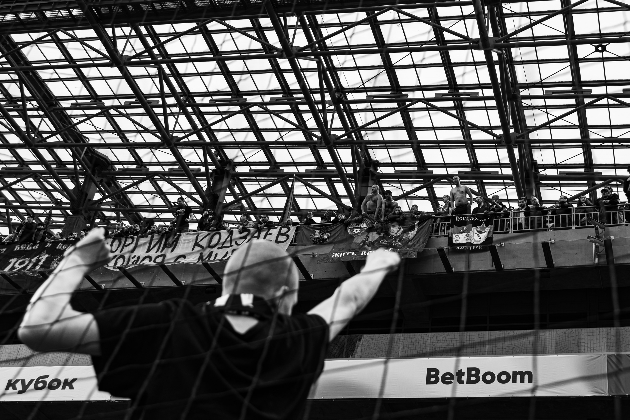 ФУТБОЛ: ЦСКА — ПАРТИЗАН. Фотограф Павел Подшивалов