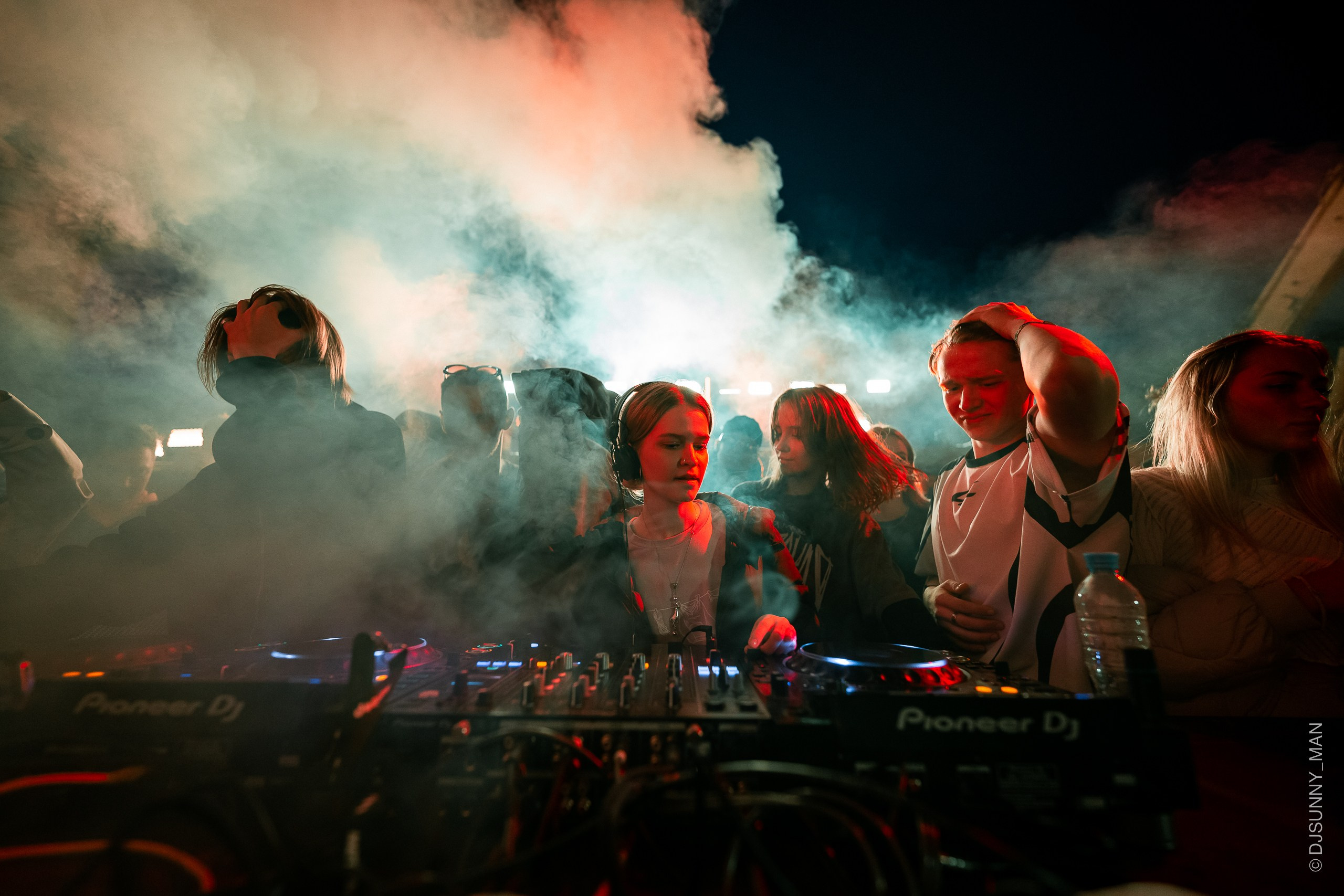 Metro Gorkovskaya. Sunnyman