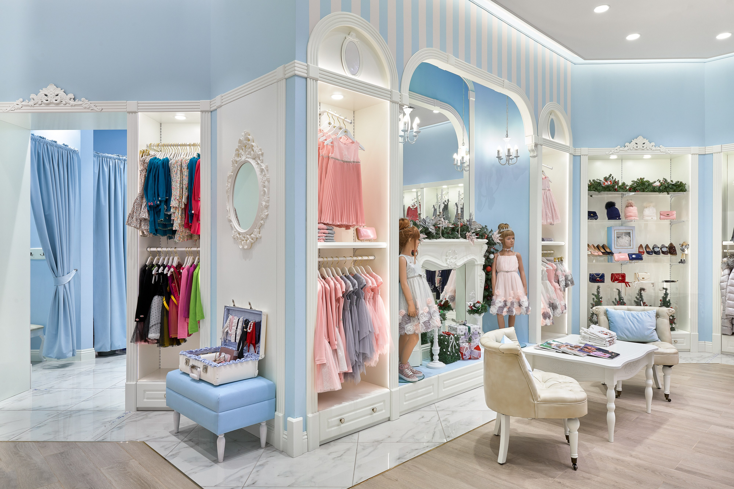 Магазин детской одежды. Фотограф Наталья Вершинина