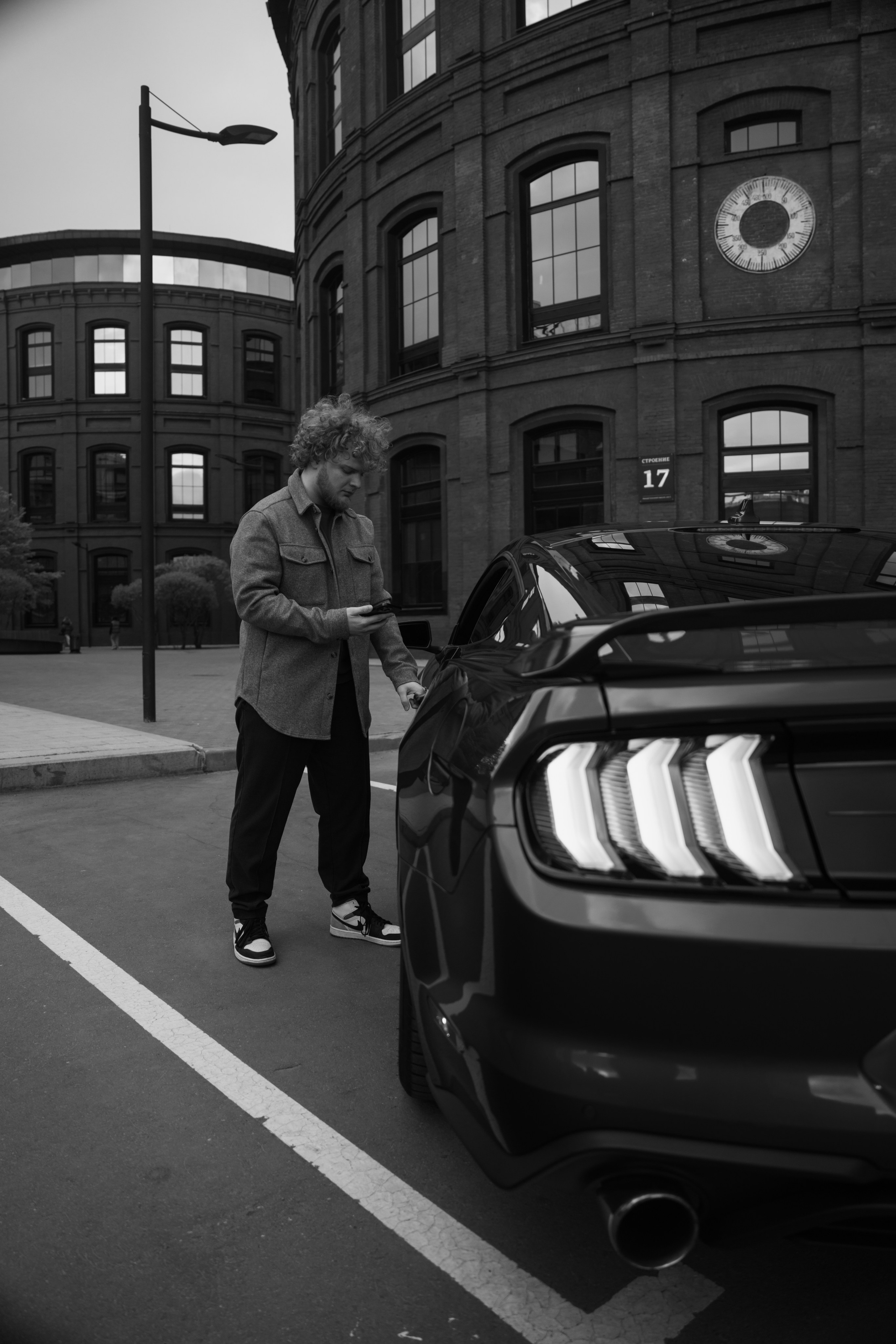 Фотосессия с машиной. ТриМедиа Продакшн