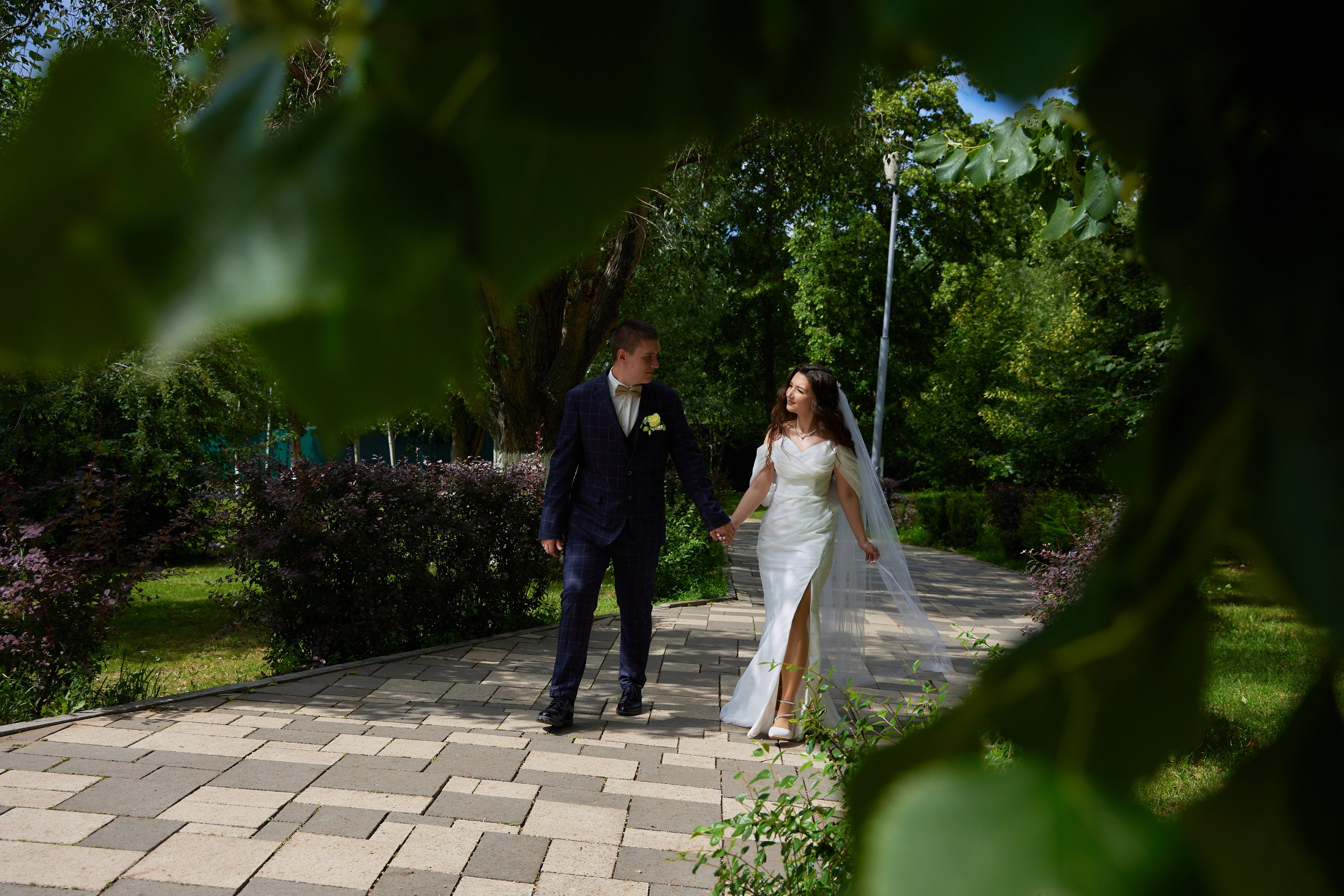 Свадебная фотосессия в студии «ЧеБэ» Самара. Свадебный видеограф и свадебный фотограф в Самаре Олег Слеб