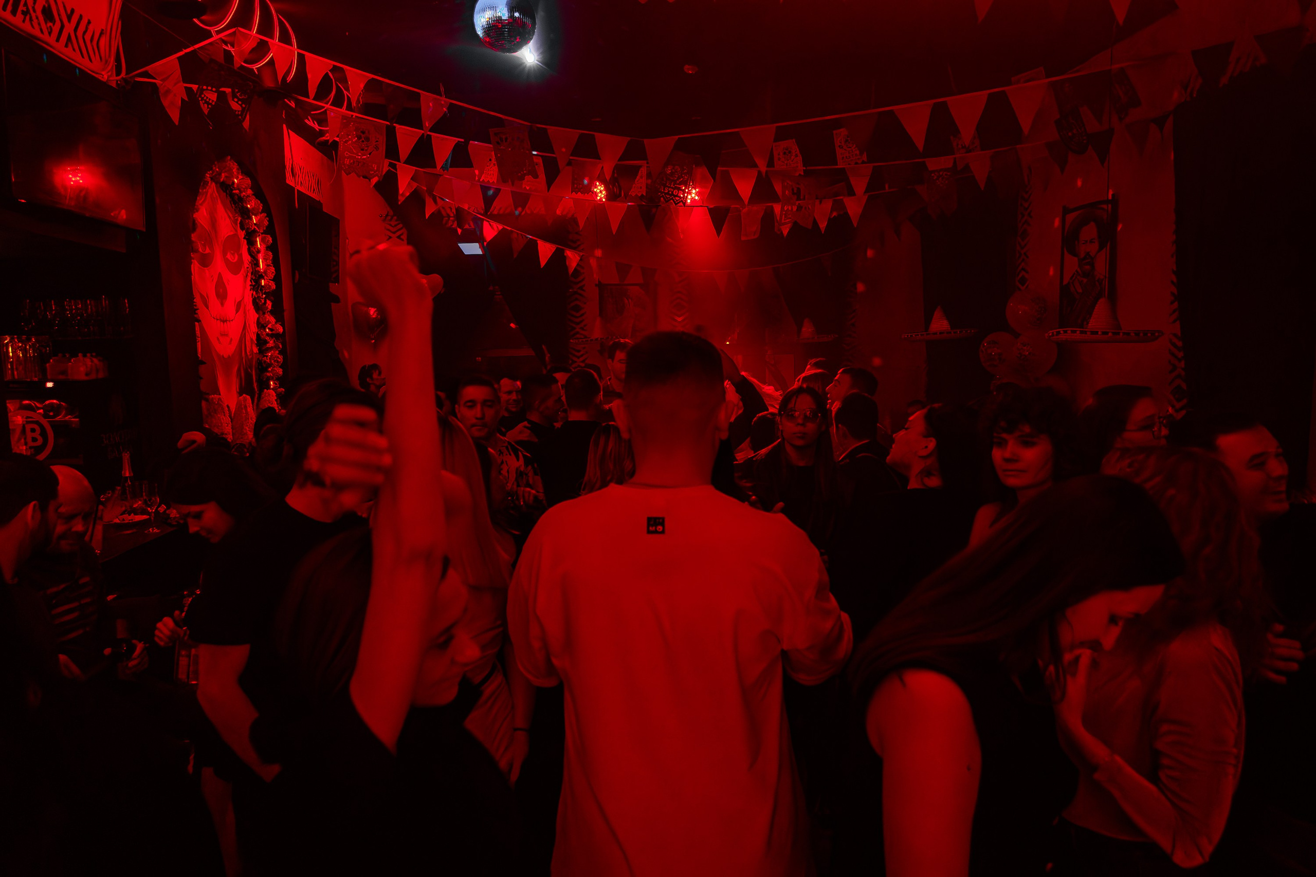 День влюблённых_El Pastor_Симферополь_14.02.2025. Аминов Руслан | Фотограф