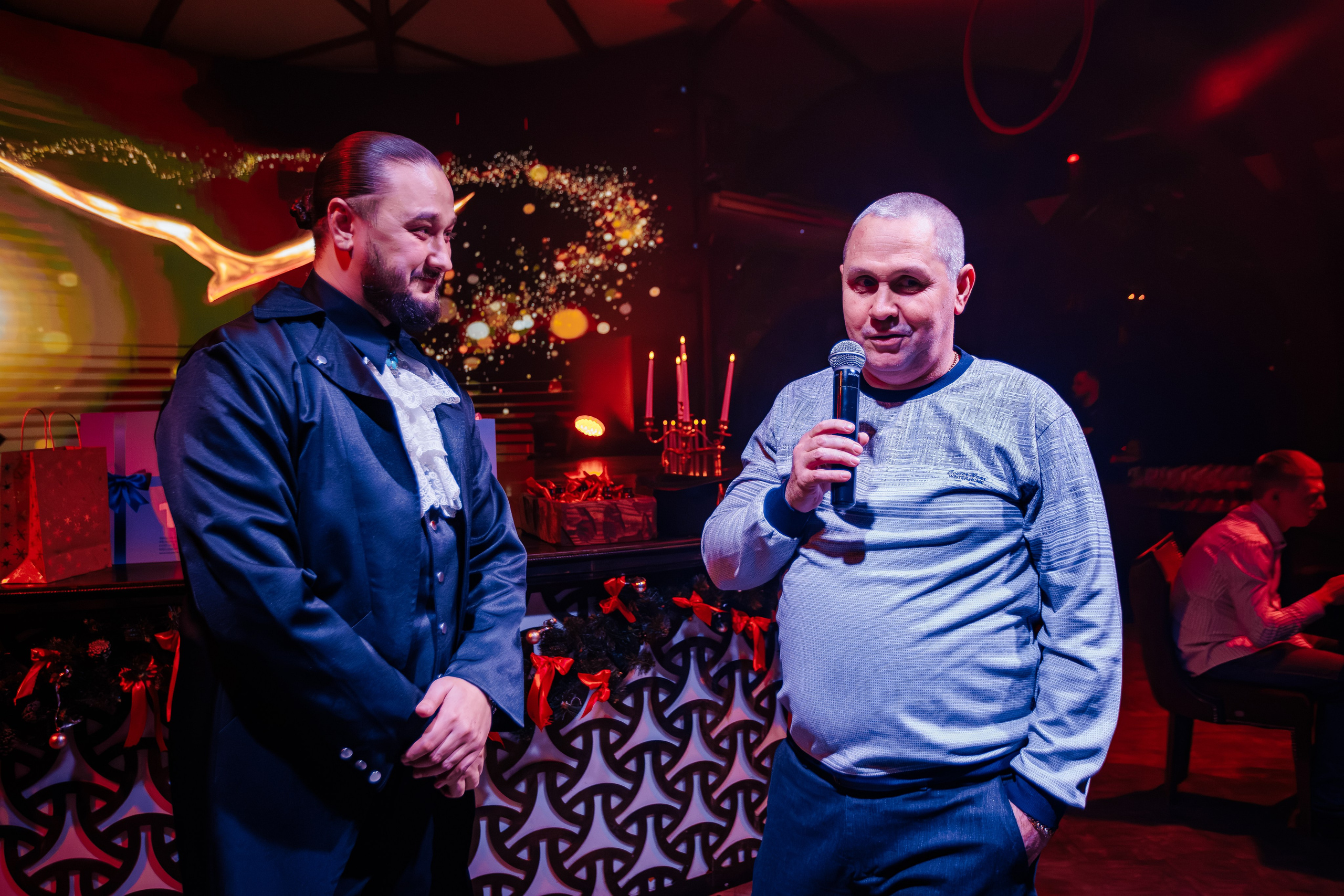 Новогодняя шоу-программа «MAGIC TIME» в PTIZZA BAR_Ялта_31.12.2025. Аминов Руслан | Фотограф