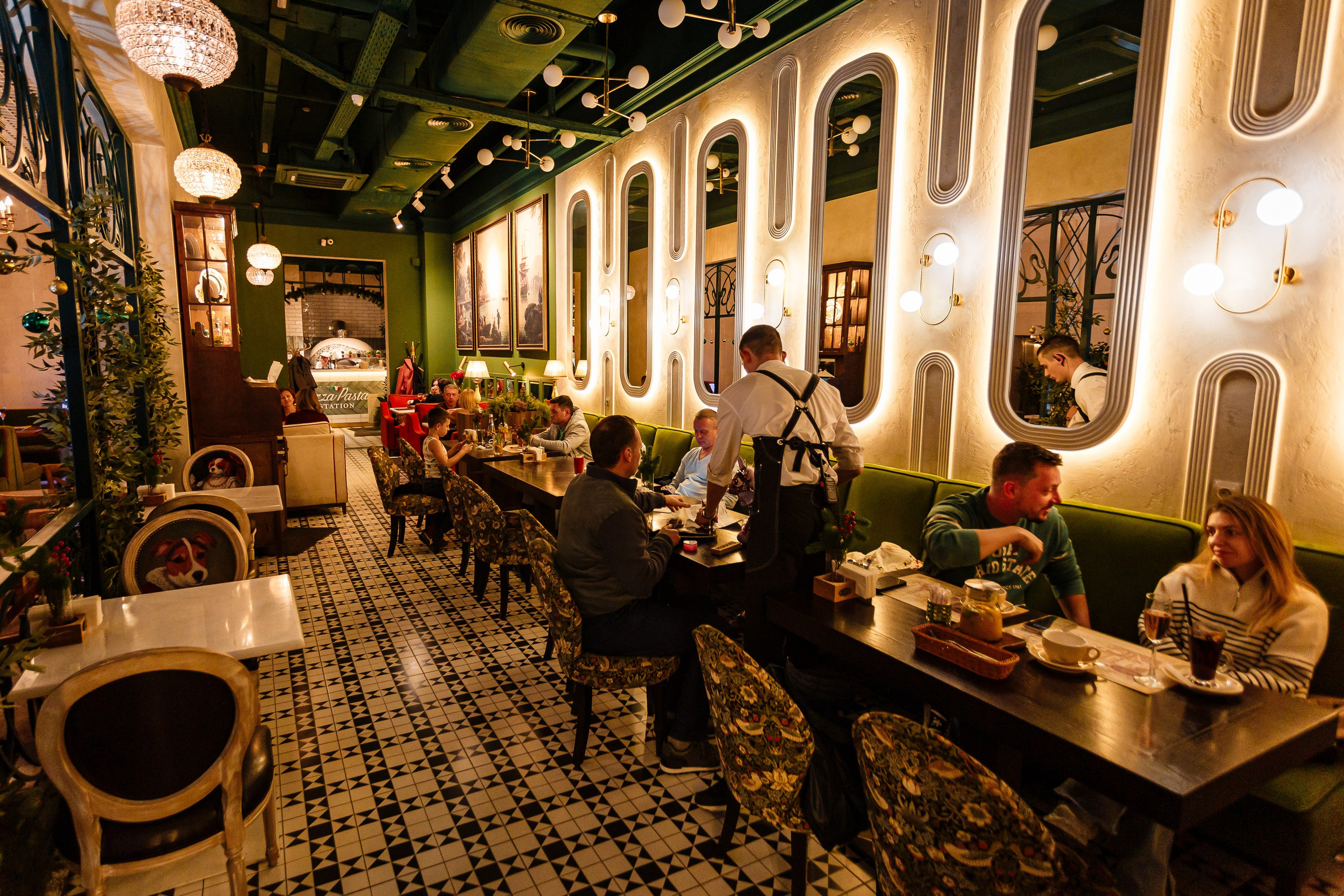 День рождение ресторана Pizza Pasta_Симферополь_24.12.2024. Аминов Руслан | Фотограф