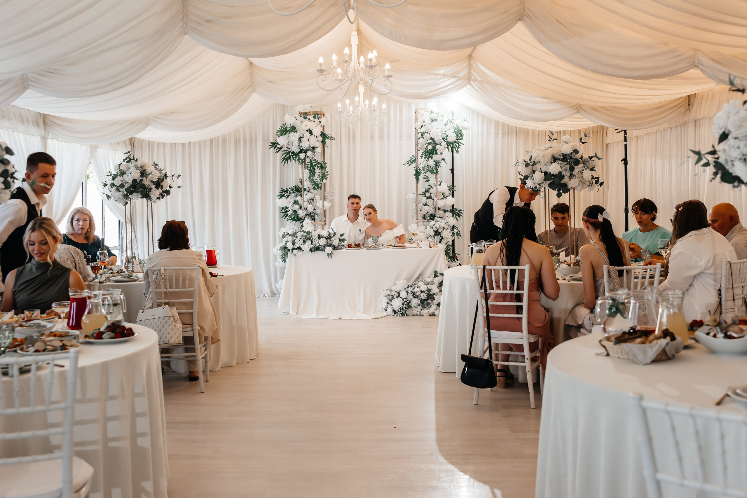 Анонс свадьбы Юлии и Игоря. Городская лавстори в Севастополе. Свадебный фотограф в Крыму и Севастополе Ольга Баскакова