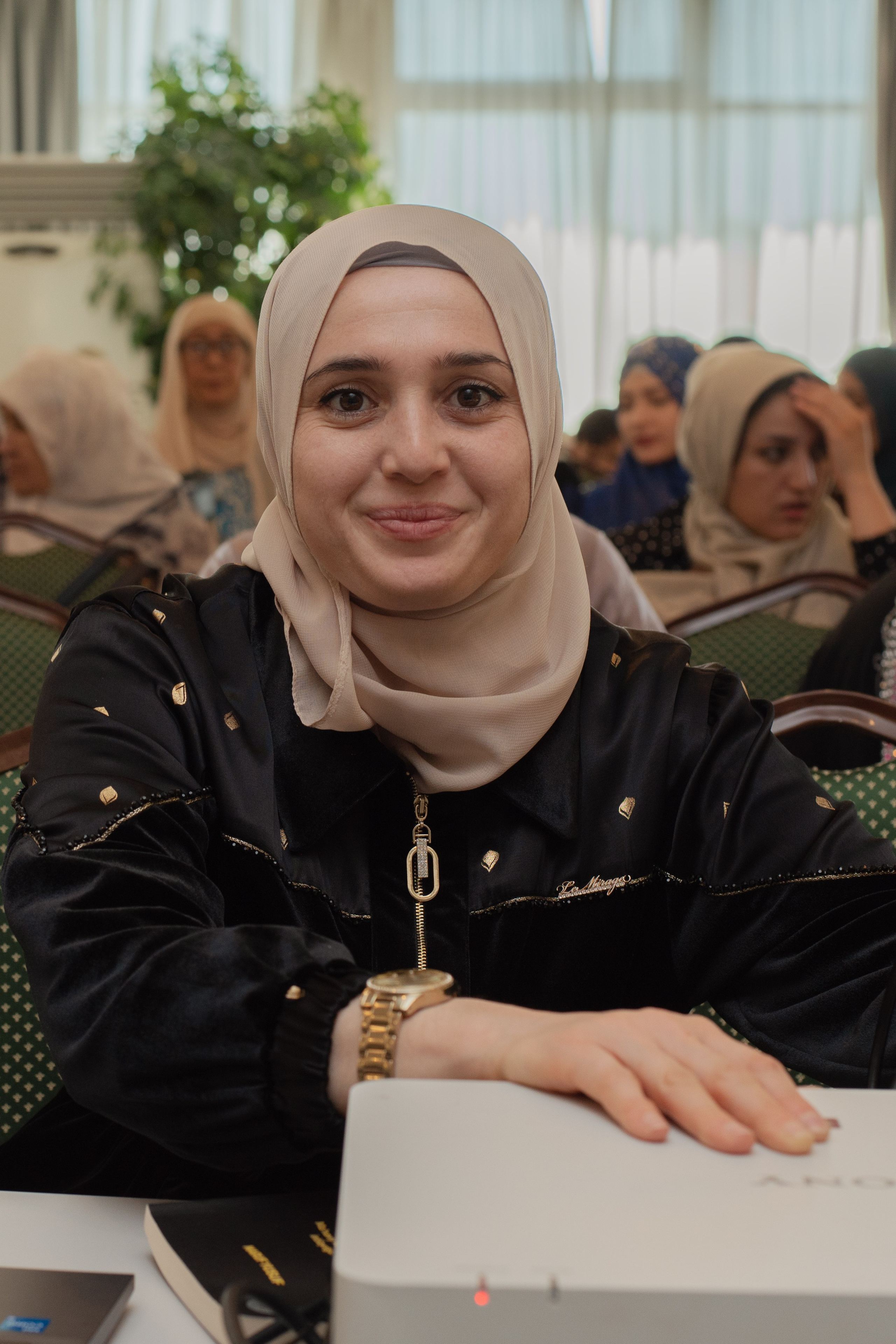 Выпускной в Евразийской женской гуманитарной академии. Лина Курочка — ваш фотограф