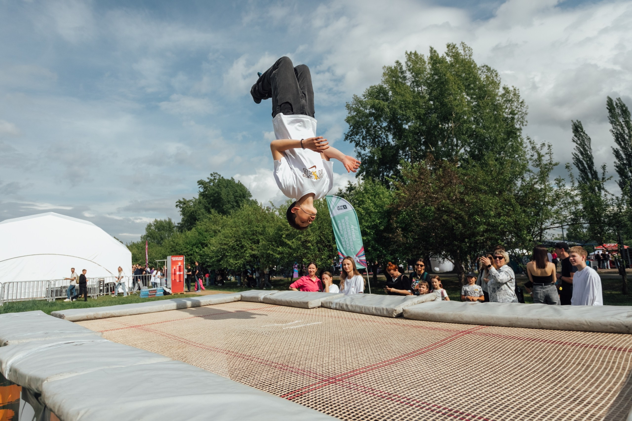 Vk Fest 2024 в Красноярске @ Остров Татышев. Репортажный фотограф Максим Полянский. Москва, Санкт-Петербург, Красноярск