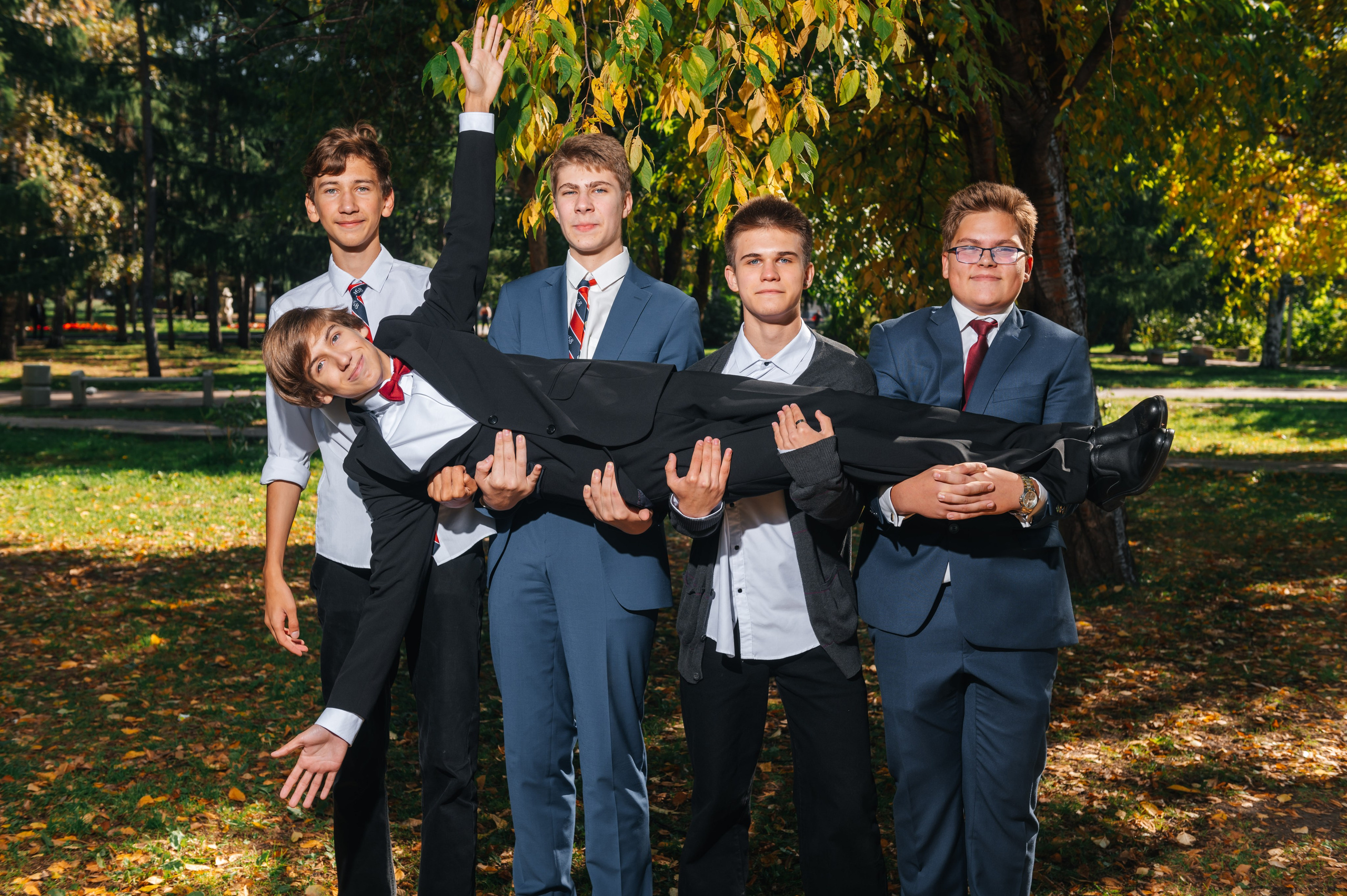 Современные выпускные альбомы в Новосибирске