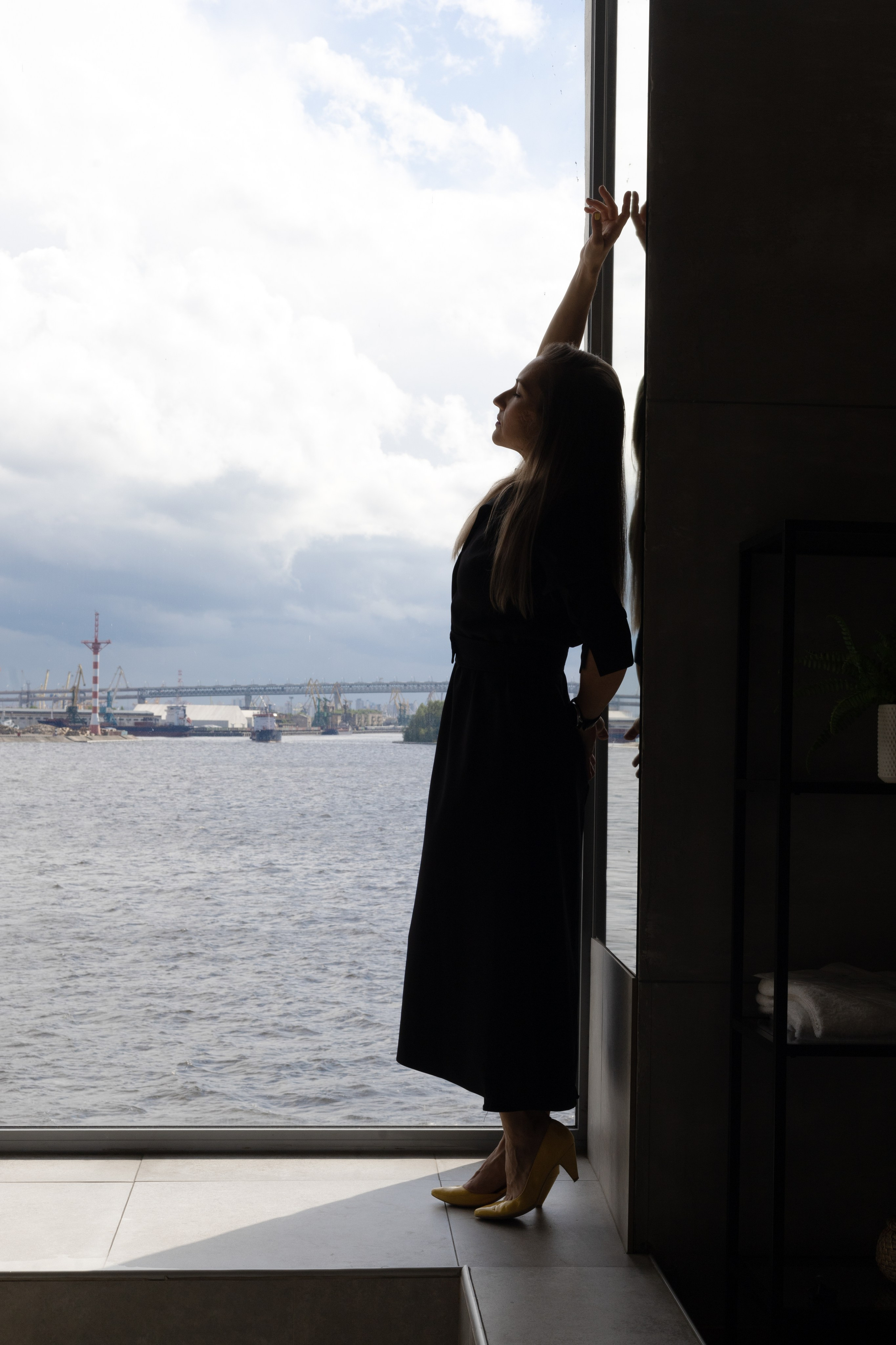 Студия с окнами на залив. Портфолио