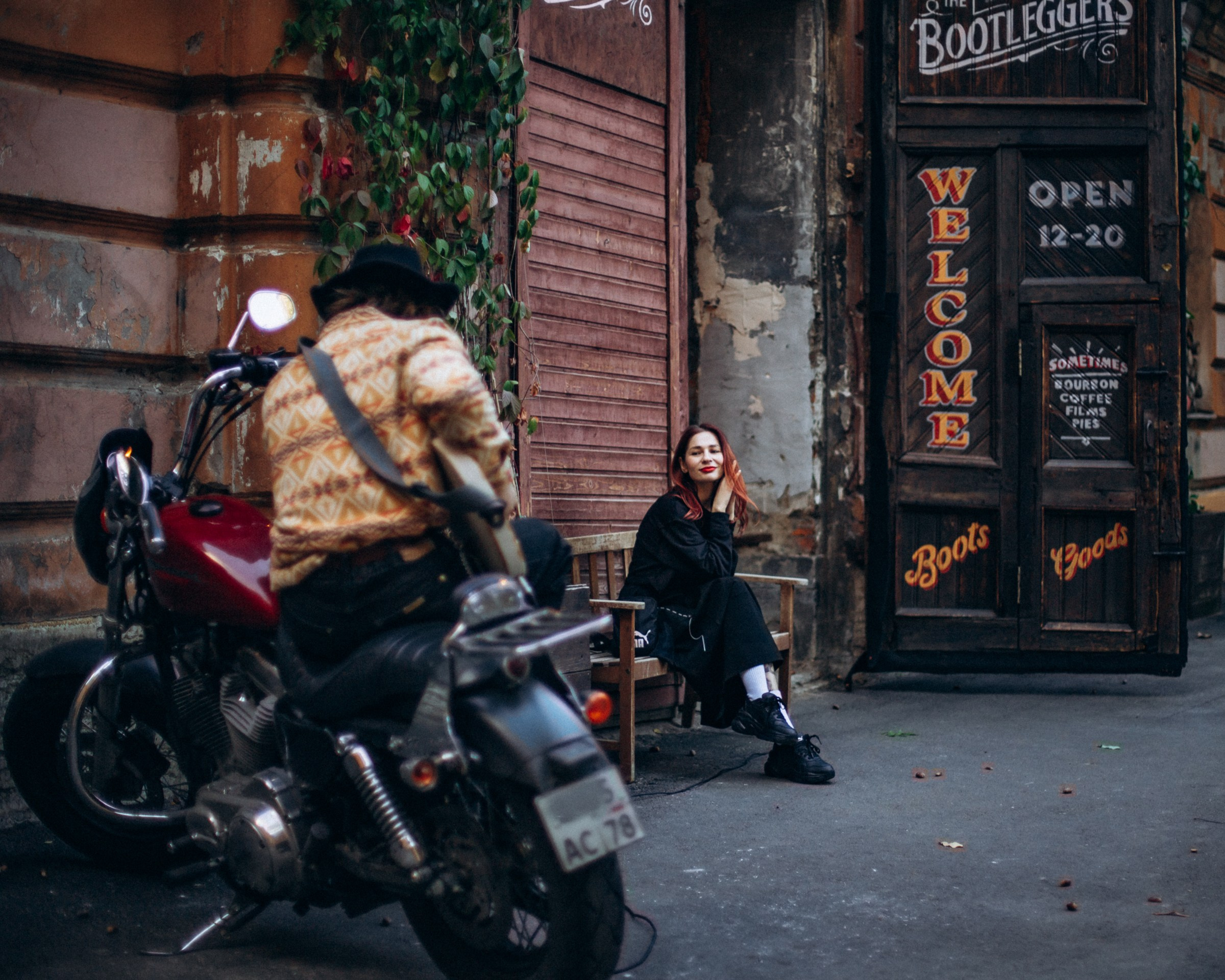 Людмила в сентябре. Фотопрогулка в Петербурге. Индивидуальный и семейный фотограф в Санкт-Петербурге