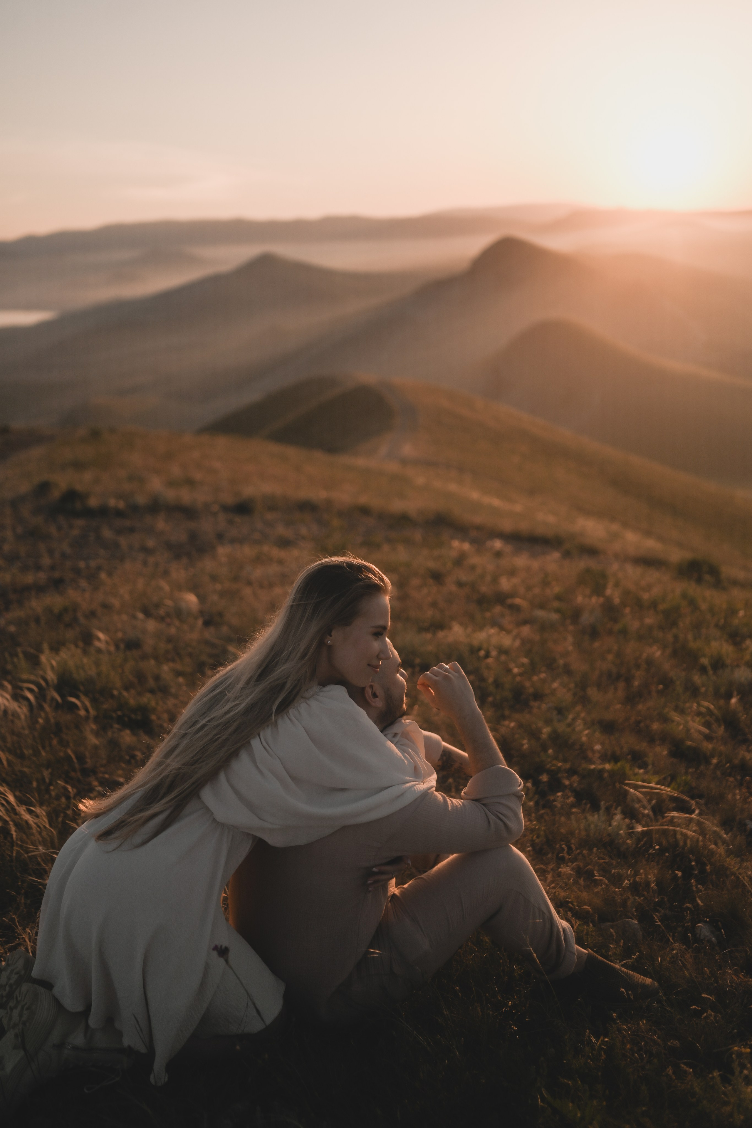 Love story фотосессия  ,фотосессии, фотография пары, фотосессия для пары Море , Крым , фотосессия лов стори , love story, идея для love story фотосессия горы , джан кутаран ,свадебный фотограф ,фотограф Крым ,фотосессия Крым  Свадебная фотосессия, позы для свадебной прогулки, жених и невеста, свадьба Фотосессия пары, love story, фотосессия в поле, летняя фотосессия, любить, идеи фотосессии пары