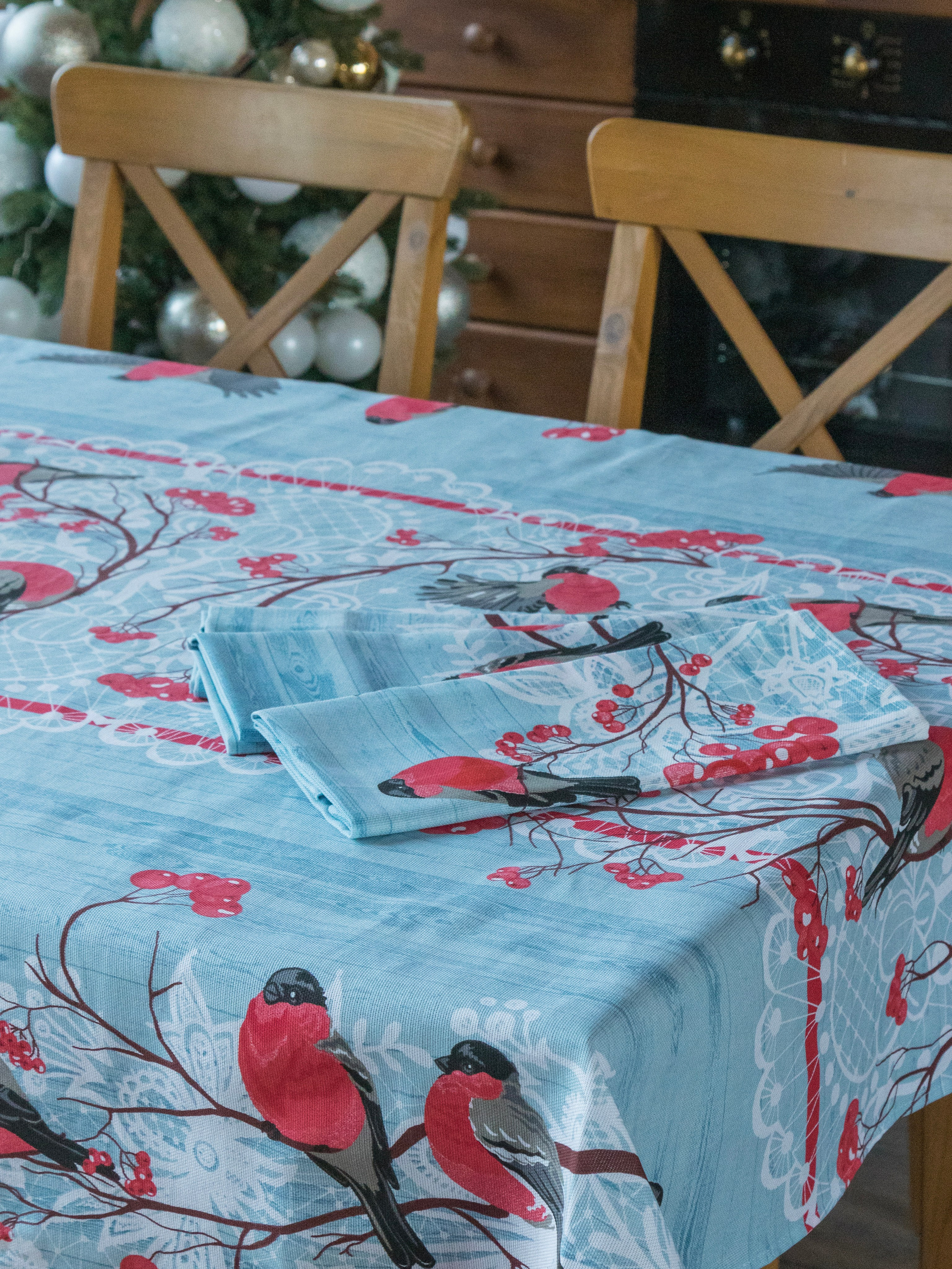 Скатерть новогодняя. Фотостудия для Wildberries Ozon