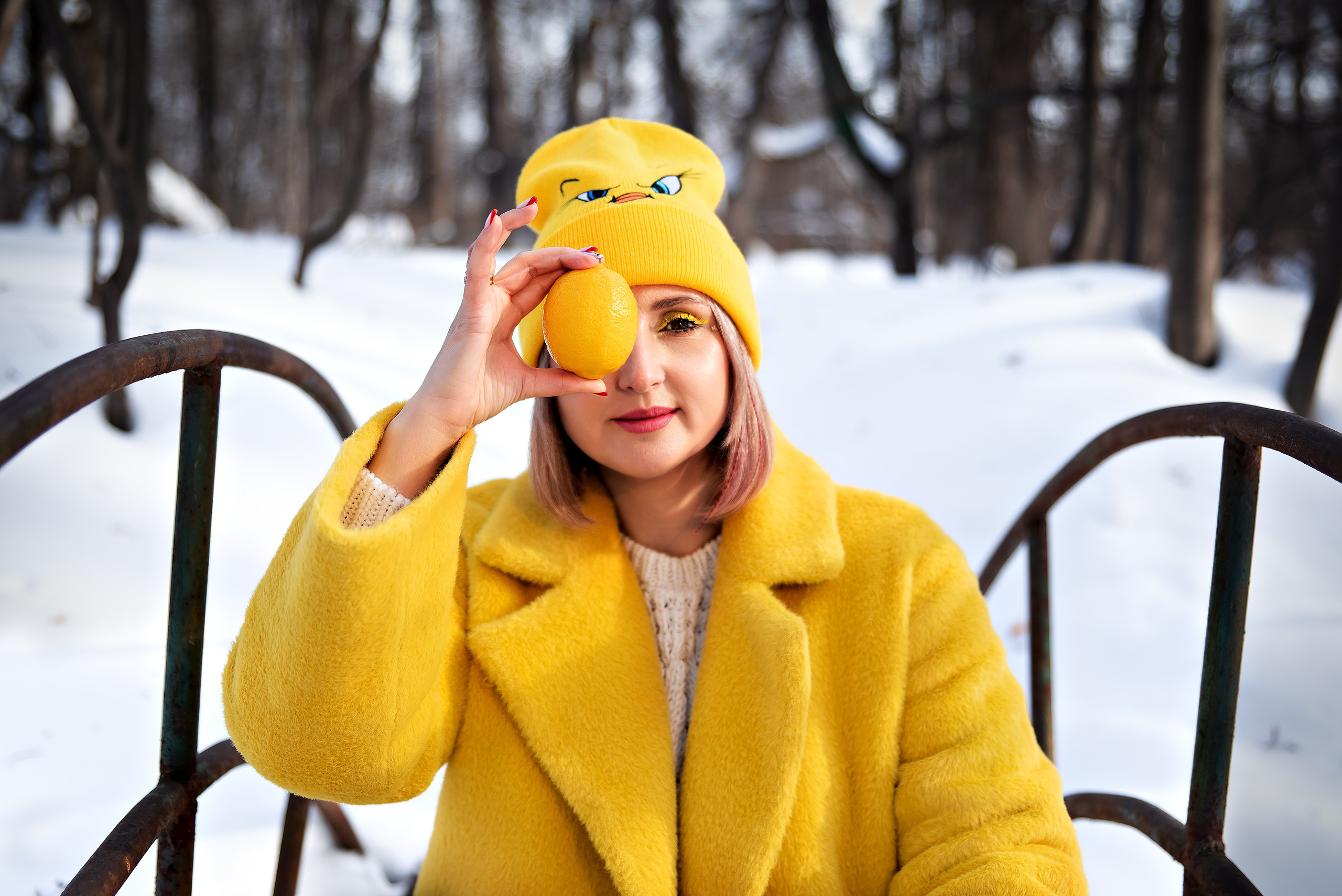 Индивидуальна и портретная фотосессия для Евгении, прогулка в зимнем лесу санатория Дальняя Дача. Семейный и портретный фотограф Кыштым Челябинск Марина Шигапова