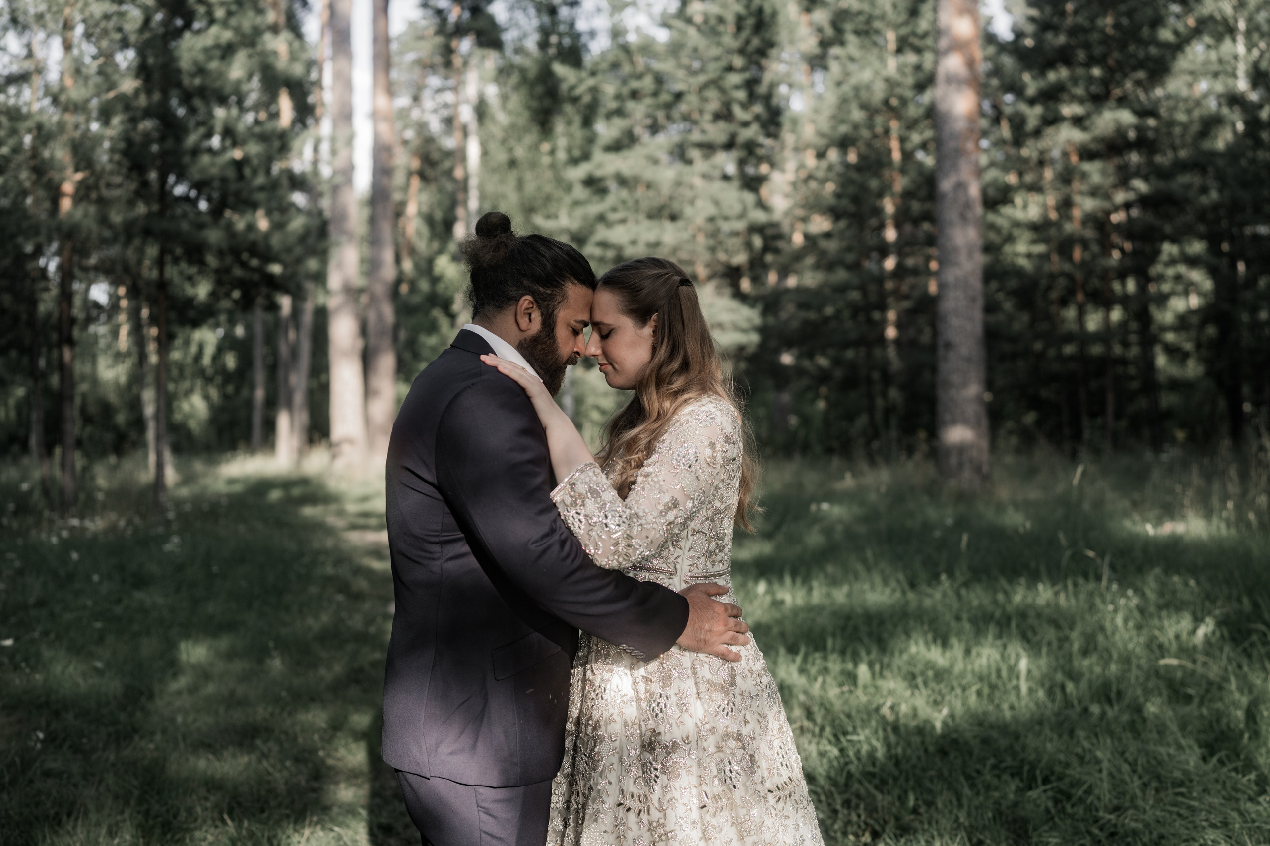 Свадьба Умар и Мила. Прогулка. Свадебный и индивидуальный фотограф Аля Мамакова