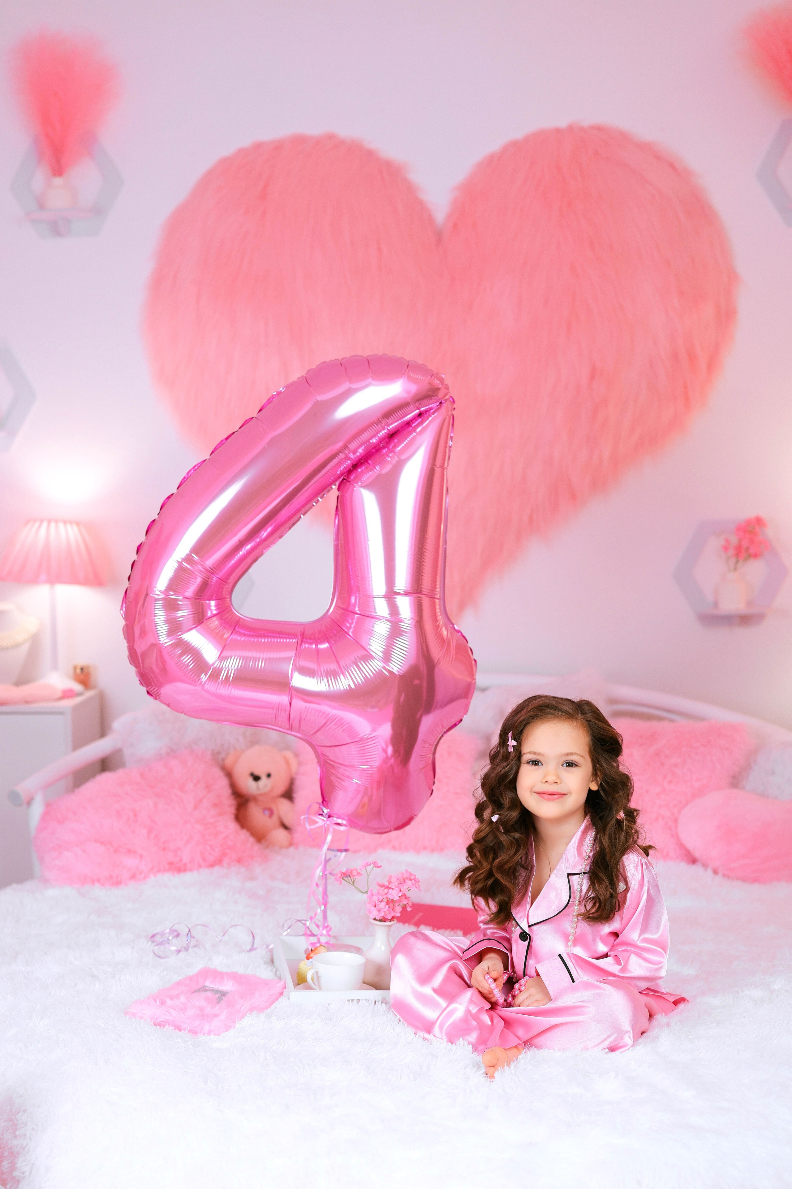 РОЗОВАЯ КОМНАТА