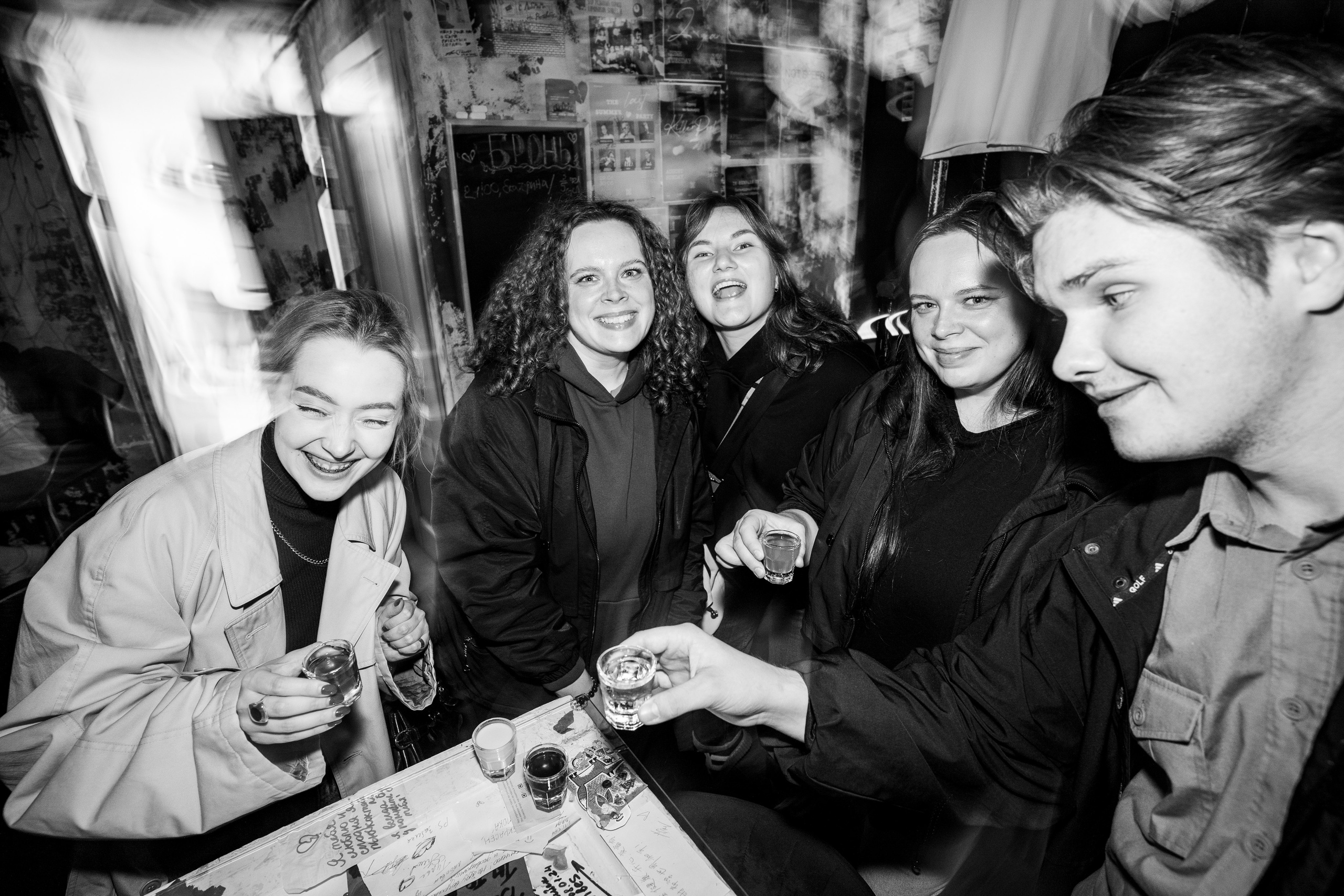 Из Сибири с любовью. Бар разбитых сердец. Концертный и репортажный фотограф в Санкт-Петербурге Слава Пахомов