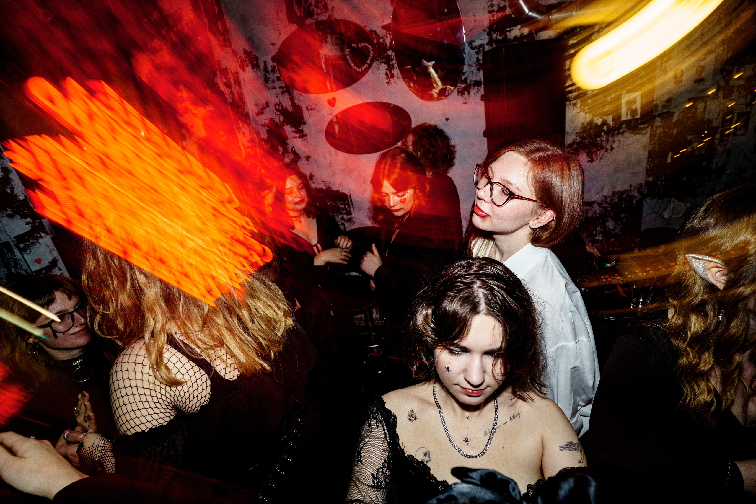 Halloween party. Бар разбитых сердец. Концертный и репортажный фотограф в Санкт-Петербурге Слава Пахомов