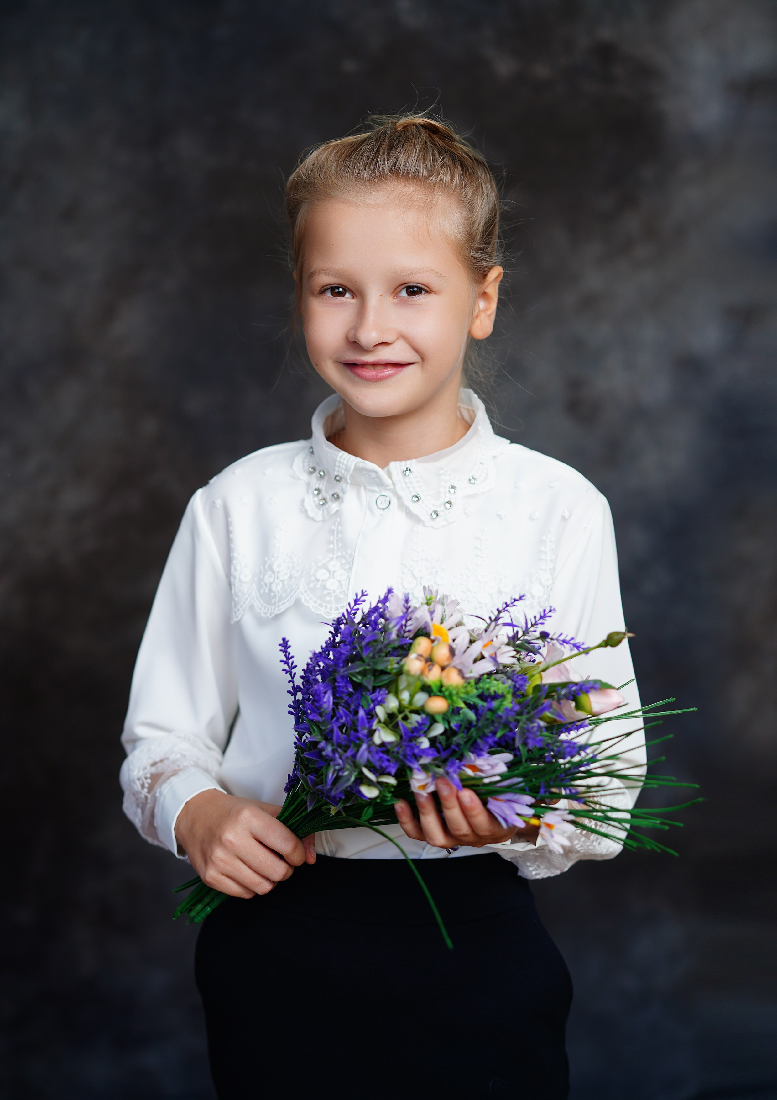 Позирование. MEMENTO.Выпускные альбомы, школьные, юбилейные и другие книги. Ростов-на-Дону