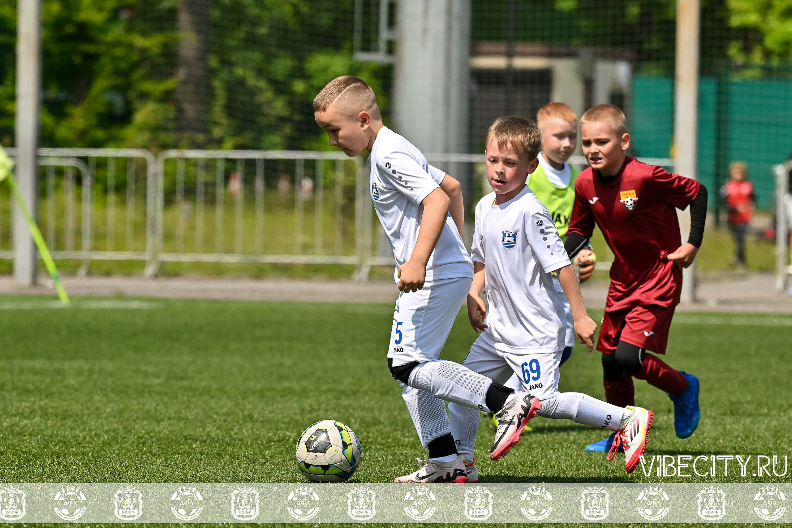 Большие Звезды светят Малым. VIBECITY.RU Вайб Сити Ру Фоторепортажи Фотоотчеты Калининград