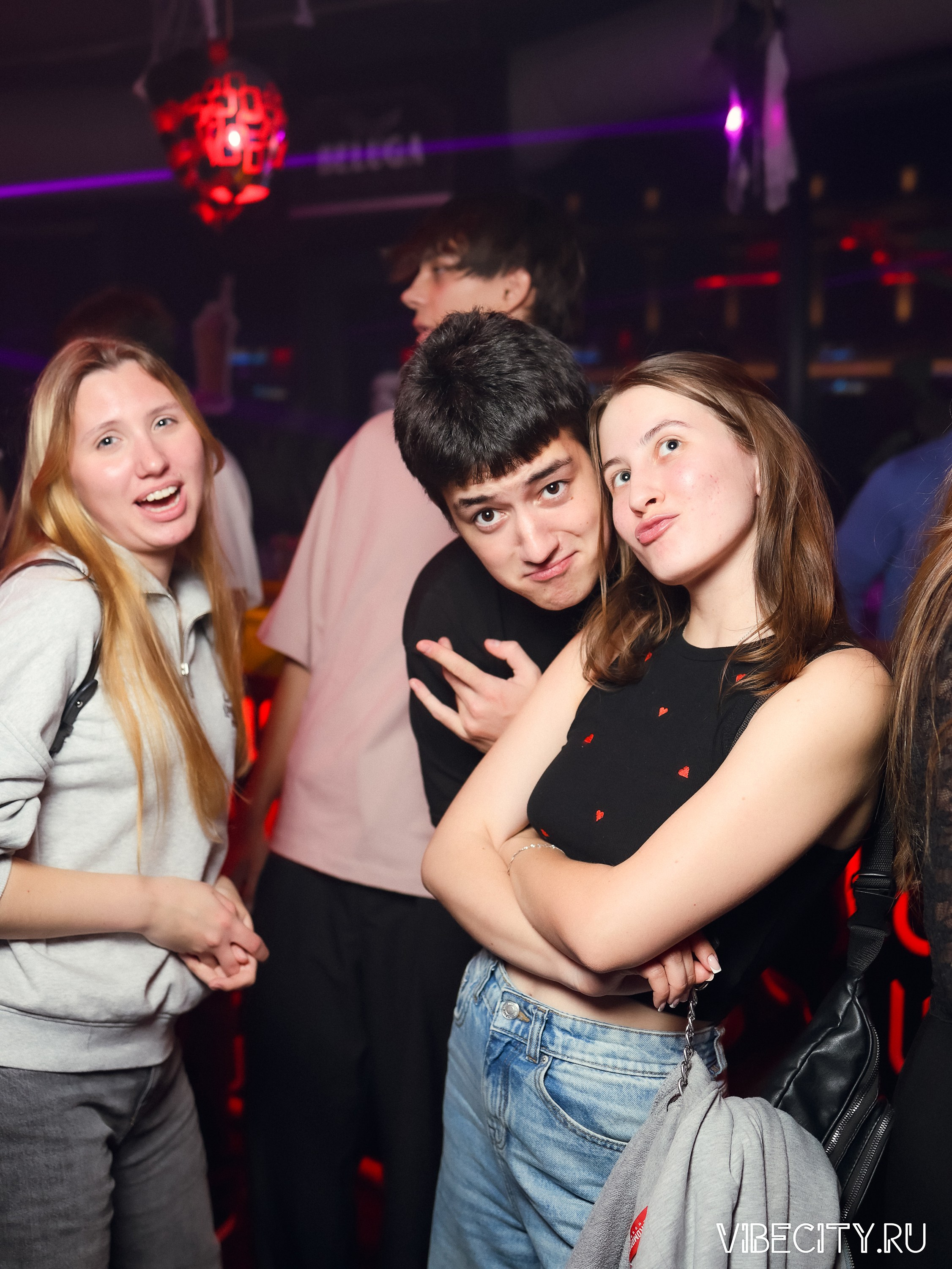 DOUBLE U. VIBECITY.RU Вайб Сити Ру Фоторепортажи Фотоотчеты Калининград