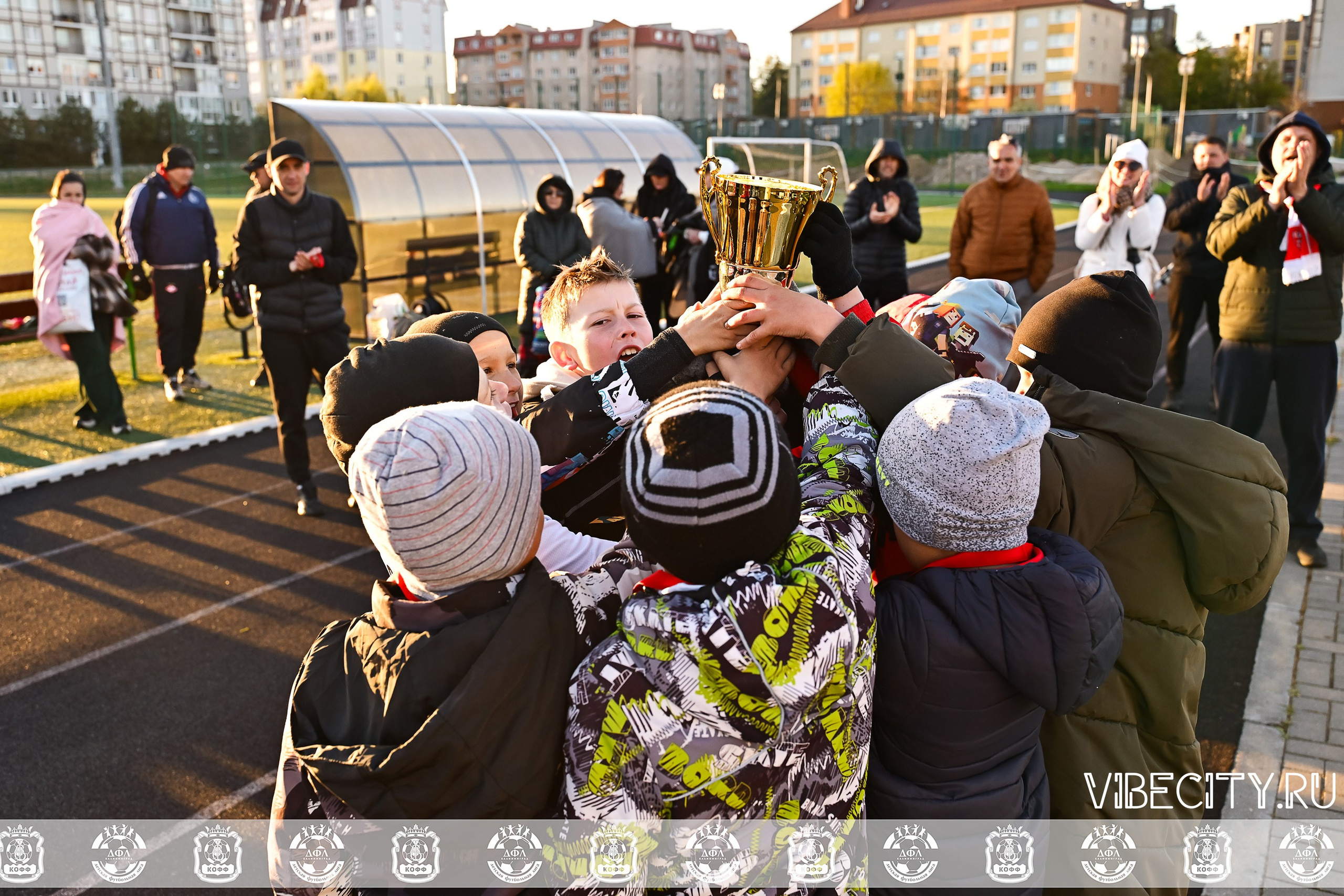 XIV ВСЕРОССИЙСКИЙ ФУТБОЛЬНЫЙ ФЕСТИВАЛЬ «ЗАГРУЗИ СЕБЯ ФУТБОЛОМ!». VIBECITY.RU Вайб Сити Ру Фоторепортажи Фотоотчеты Калининград
