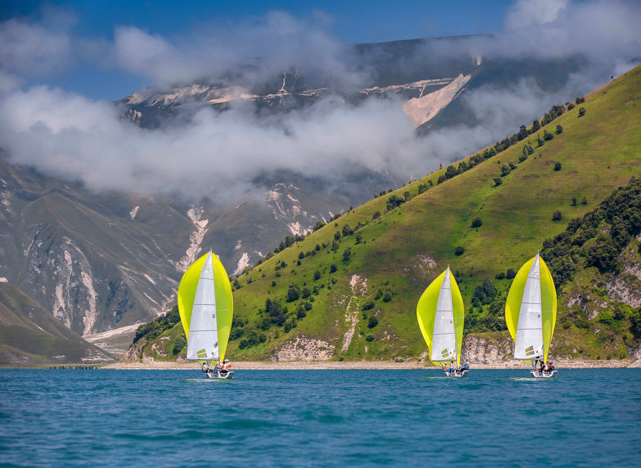 ЯХТЫ / МОРЕ / ПУТЕШЕСТВИЯ. Сложная съёмка для бизнеса b2b / Яхтенный фотограф / Корпоративные календари / Промышленная съёмка / Спортивный репортаж