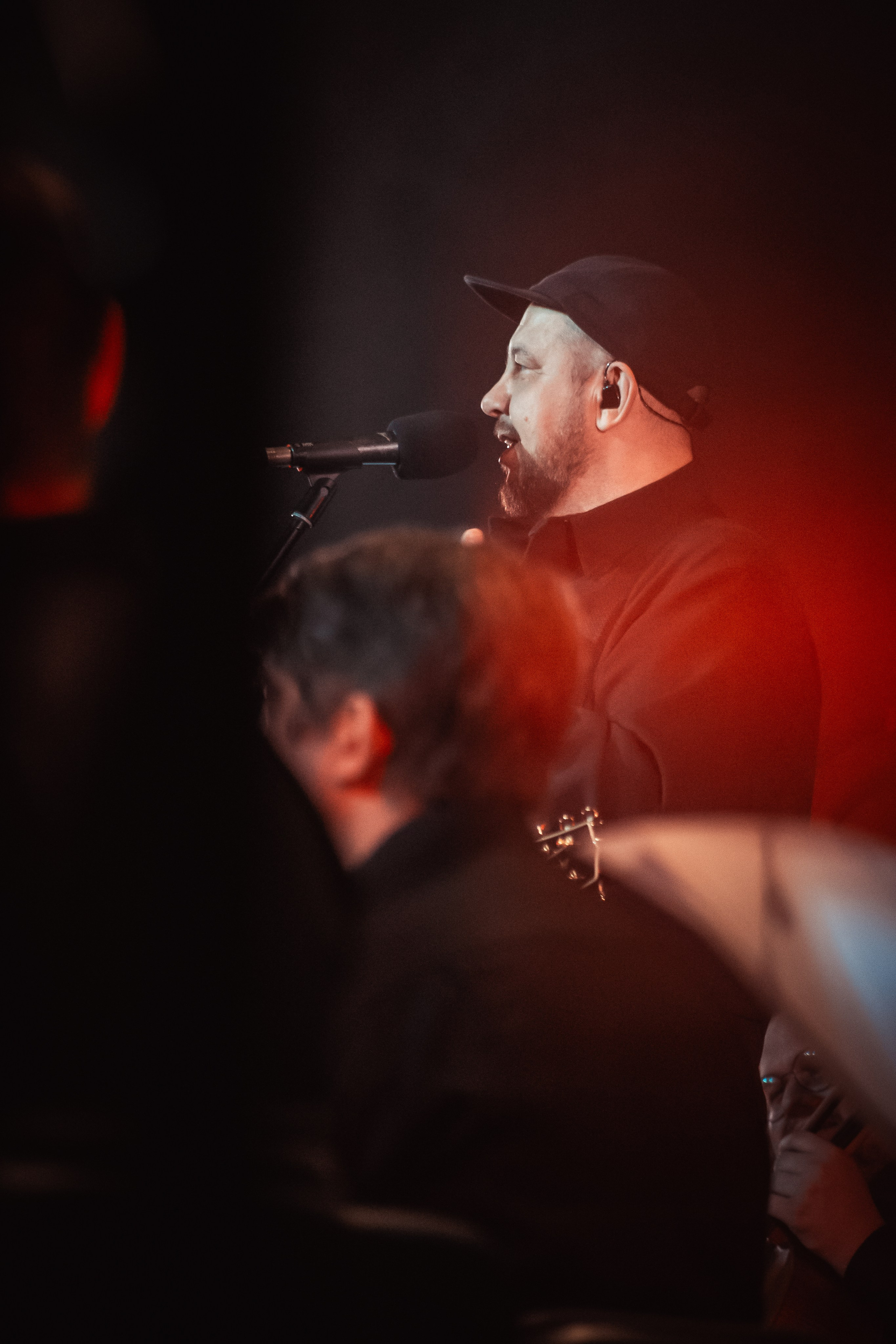 Сергей Бобунец с оркестром, Гранд холл Сибирь, 18.03.2026. Фотограф Регина Крикунова г. Красноярск