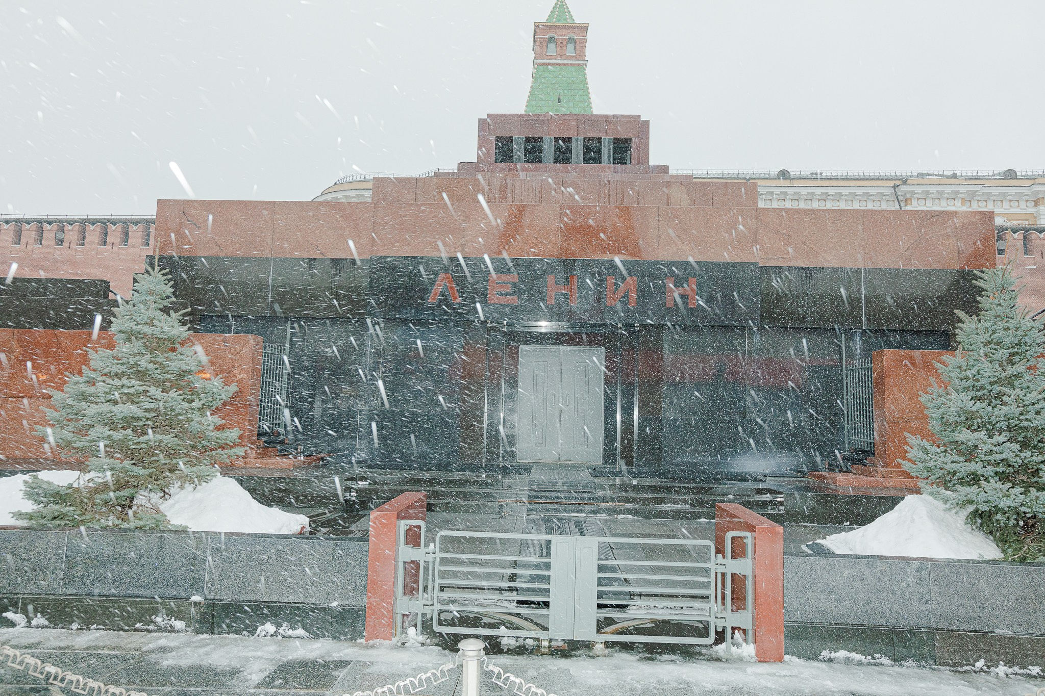 Дедушка Ленин