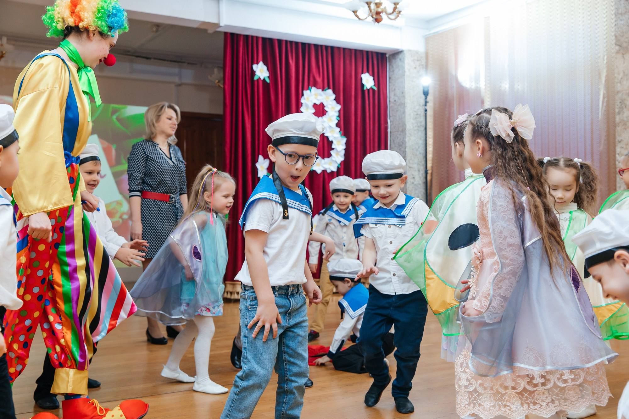 Детский сад № 93 — Утренник (10.03.2023). Свадебный и семейный фотограф Крамар Наталья