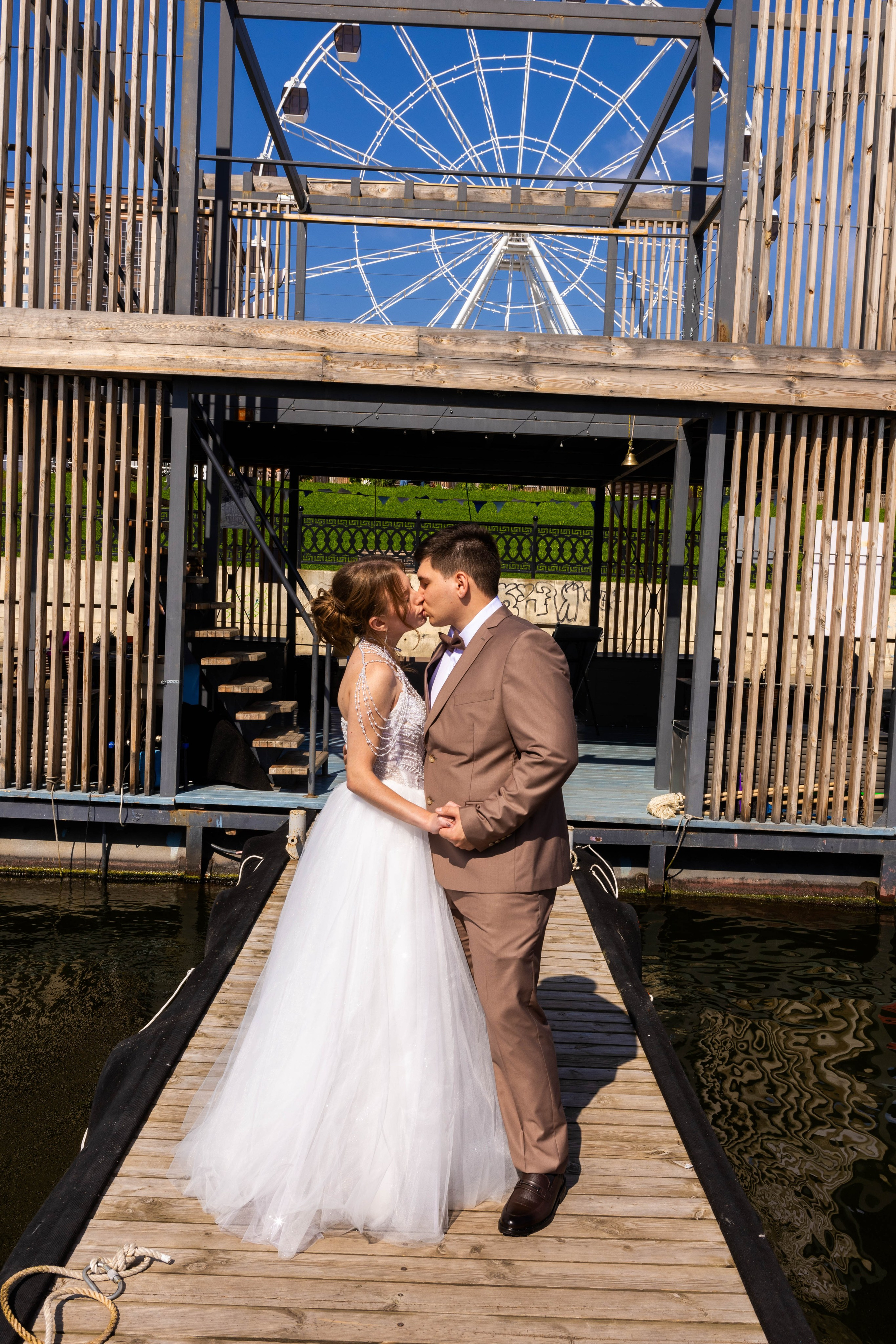 Wedding: ♥Виктория и Иван♥ «Яхт клуб — Акватория Ветра». Свадебный и предметный фотограф Ренат Каламперов