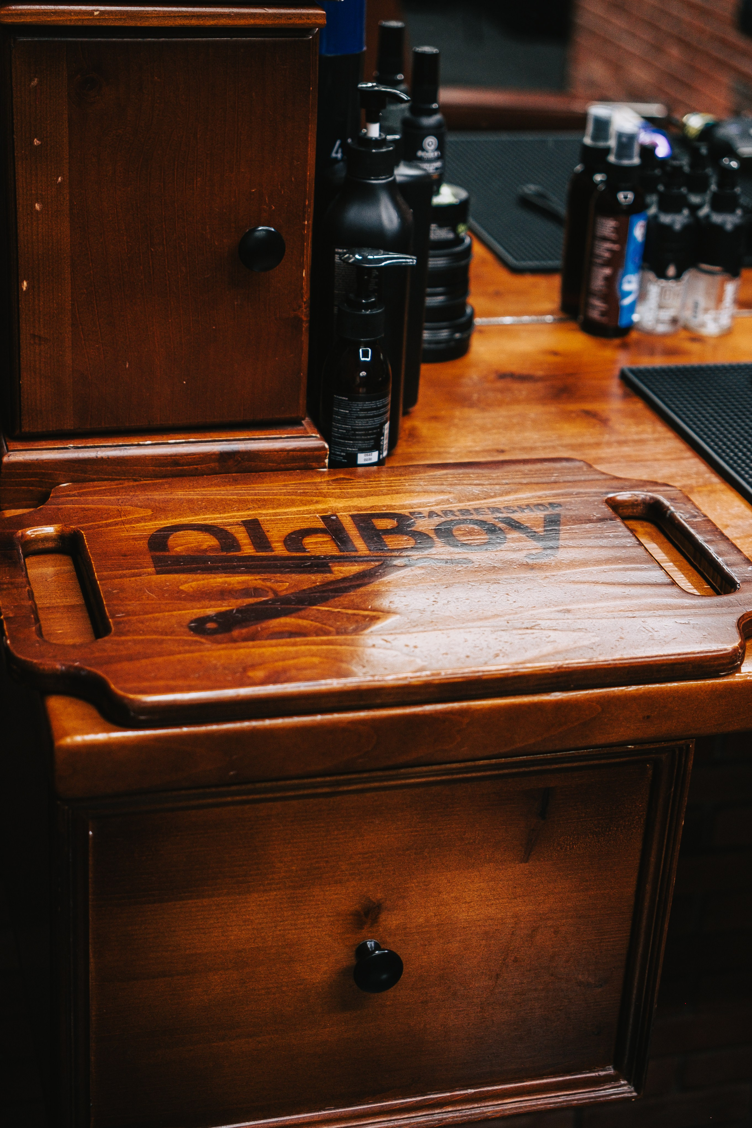 Контент-съемка барбершоп OLDBOY. Коммерческий и Портретный Фотограф Симферополь Крым Максим Махо