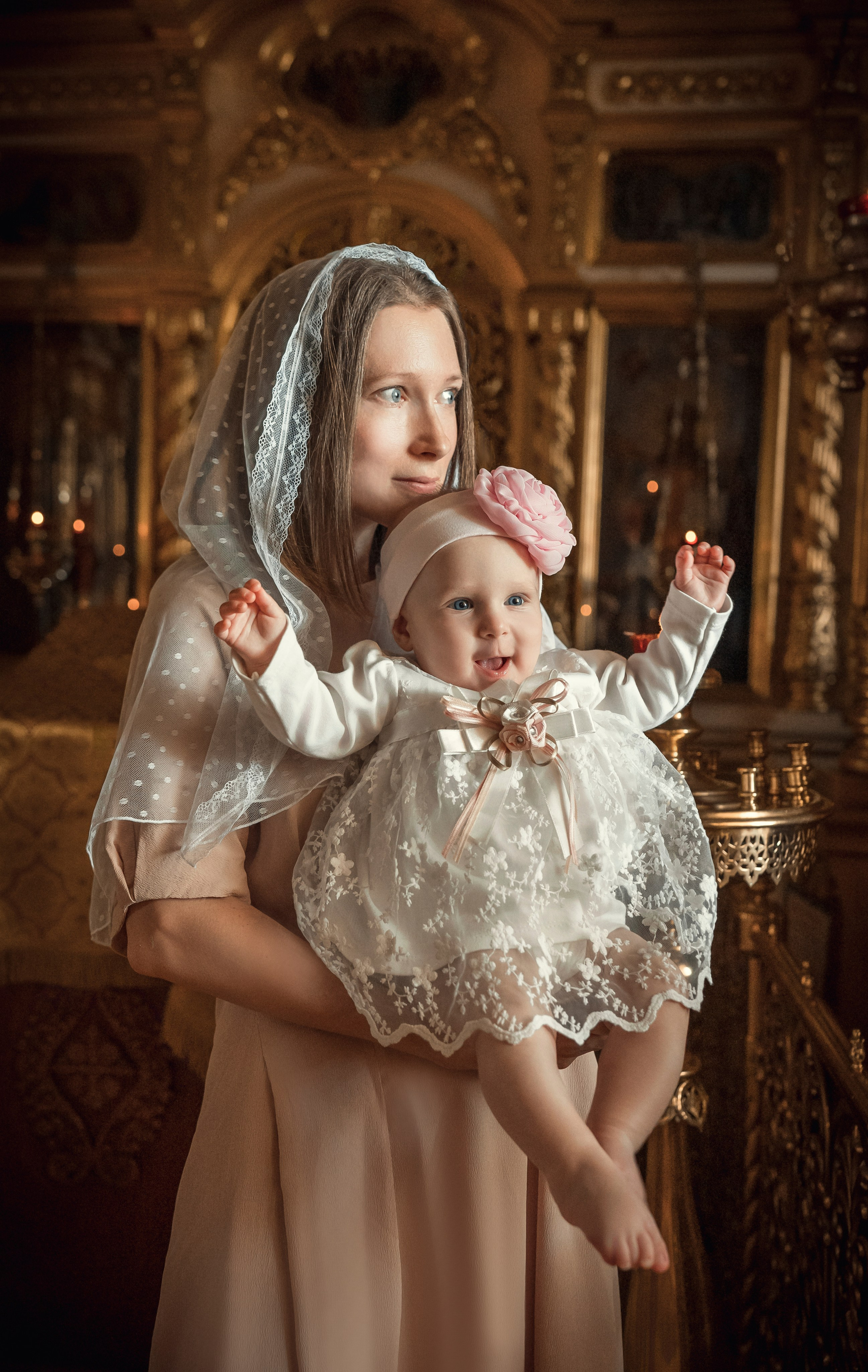 Крещение в храме Рождества Пресвятой Богородицы, Мячково. Семейный фотограф и фотограф на таинства в Москве Юлия Калайджян