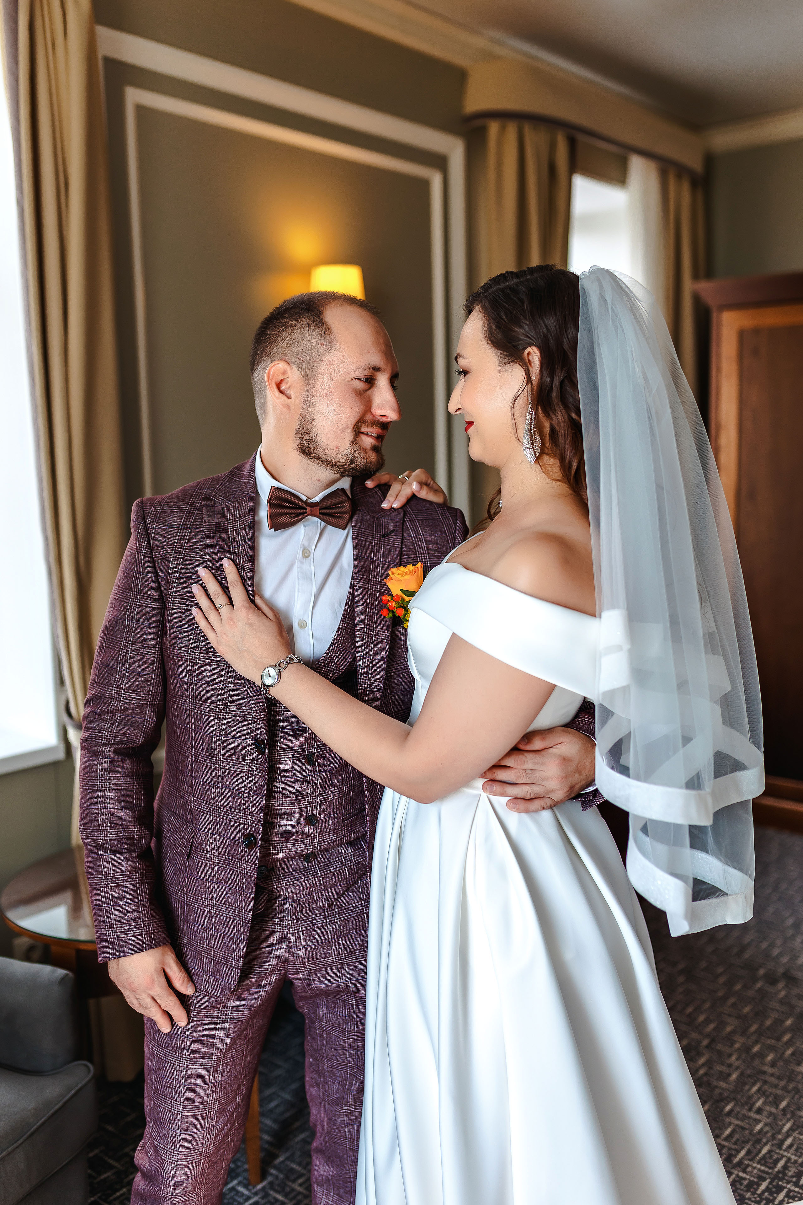 Максим и Светлана. Хабаровск. Сентябрь. Яркое солнце и проливной осенний дождь. Свадебный фотограф в Хабаровске