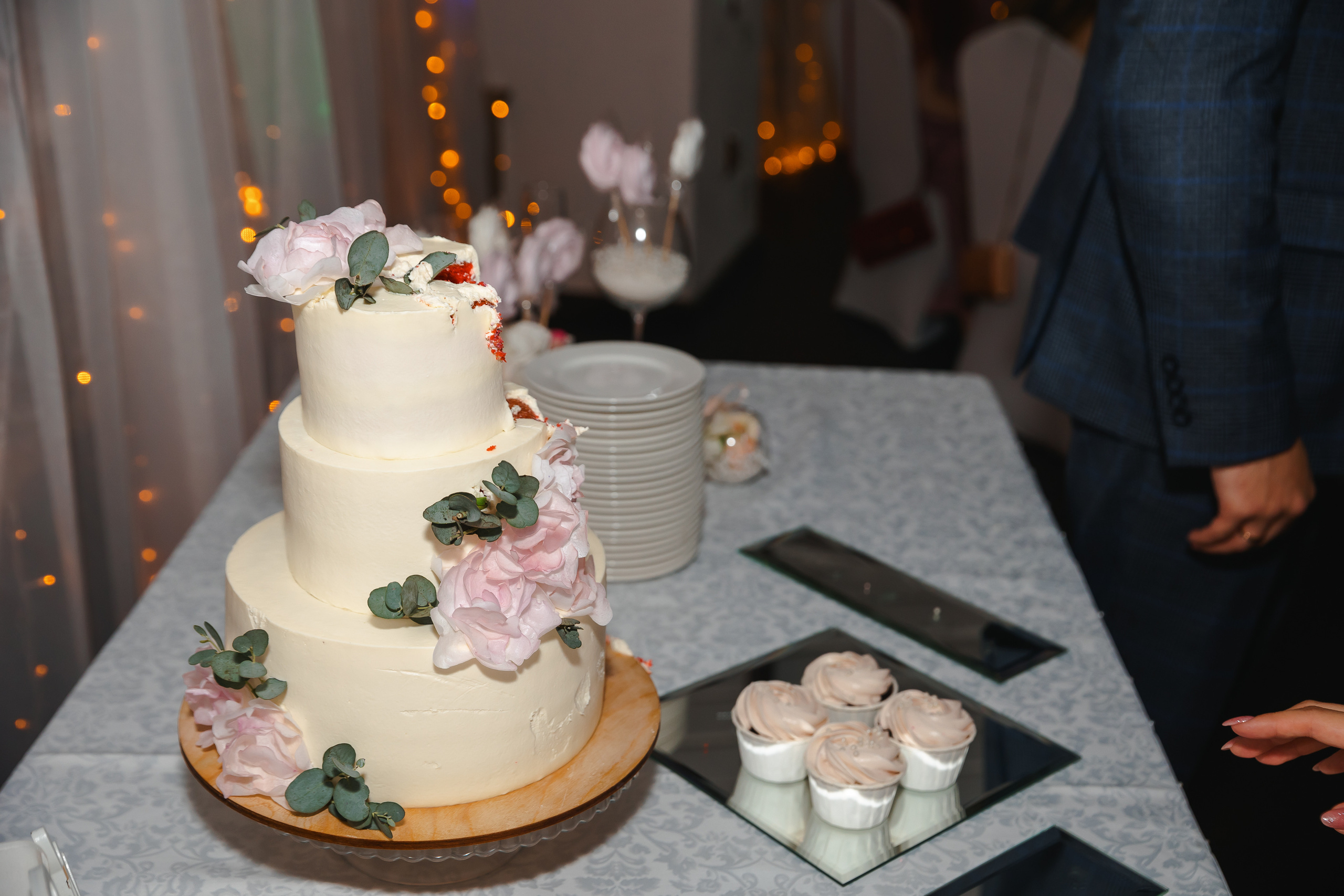 Виталий и Валерия. Комсомольск-на-Амуре. Август. Нежная дерзкая и молдая пара. Свадебный фотограф в Хабаровске