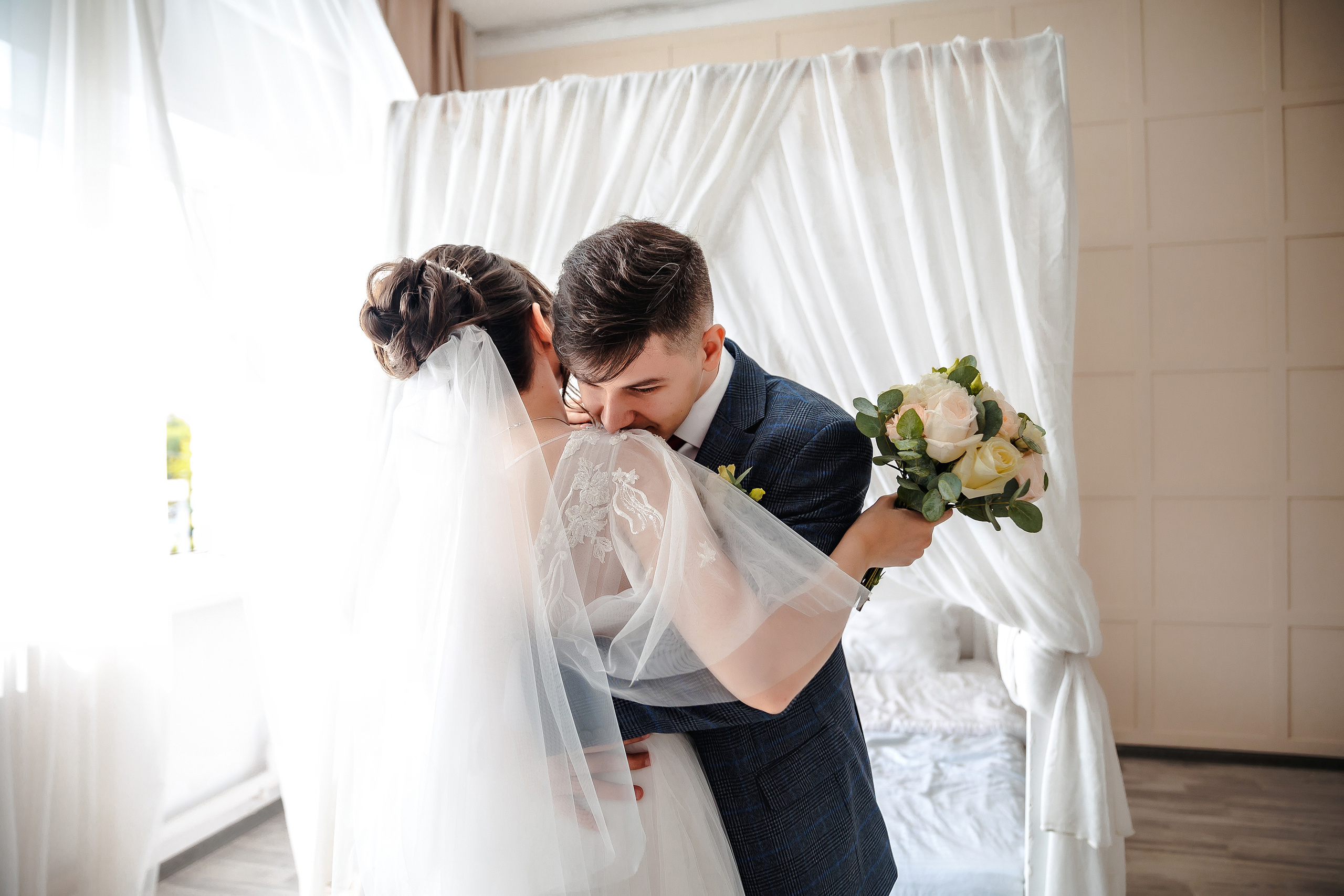 Виталий и Валерия. Комсомольск-на-Амуре. Август. Нежная дерзкая и молдая пара. Свадебный фотограф в Хабаровске