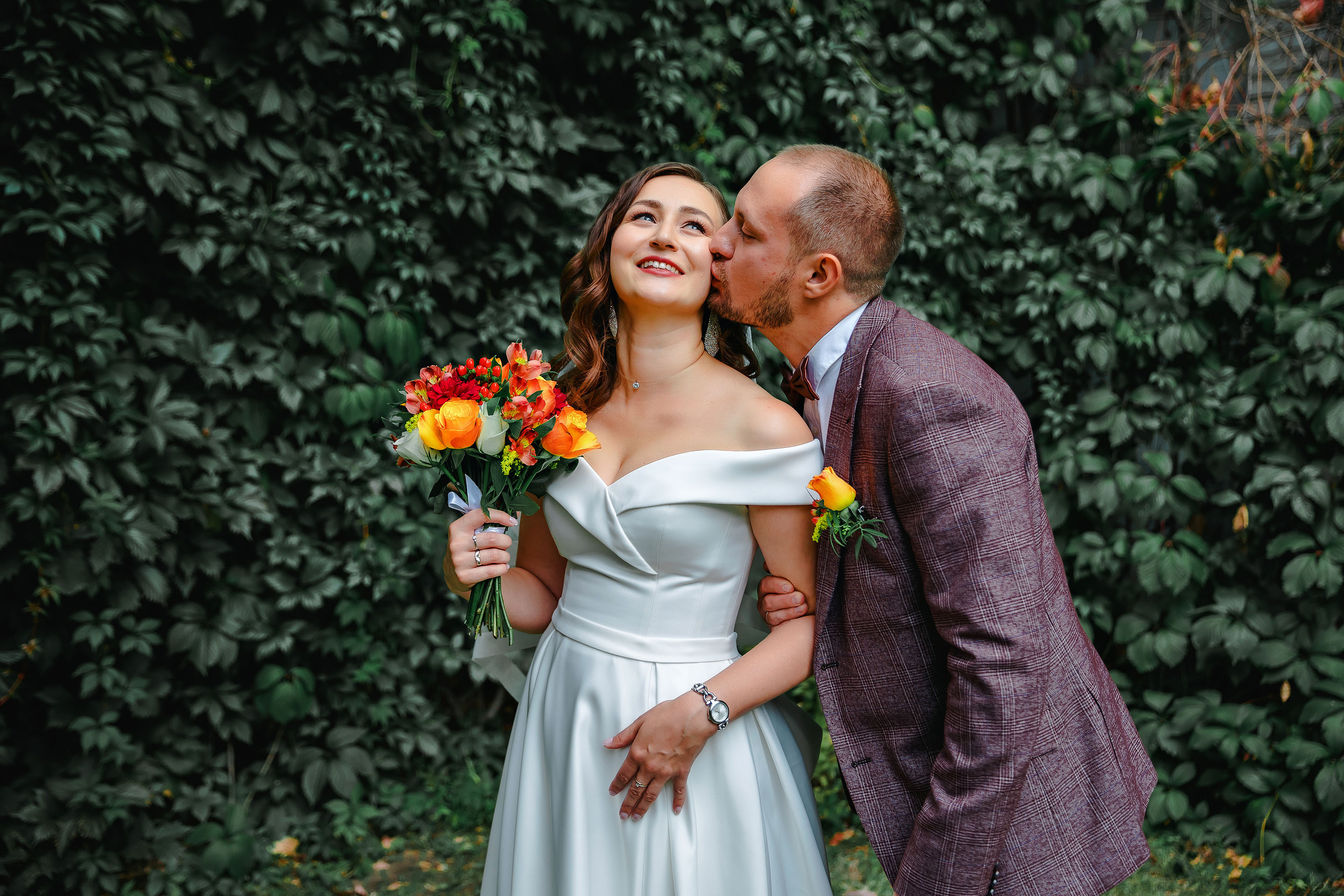 Максим и Светлана. Хабаровск. Сентябрь. Яркое солнце и проливной осенний дождь. Свадебный фотограф в Хабаровске