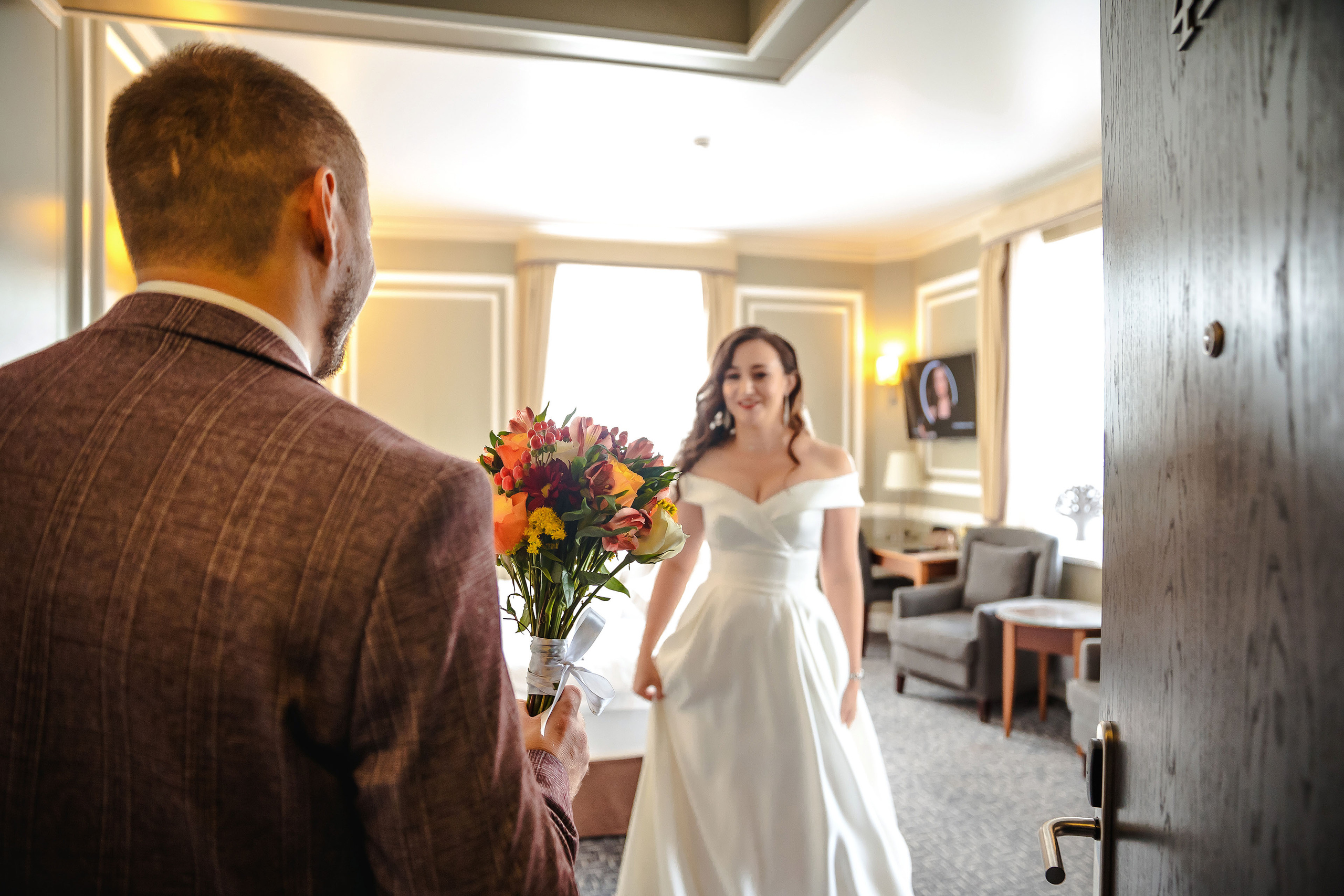 Максим и Светлана. Хабаровск. Сентябрь. Яркое солнце и проливной осенний дождь. Свадебный фотограф в Хабаровске