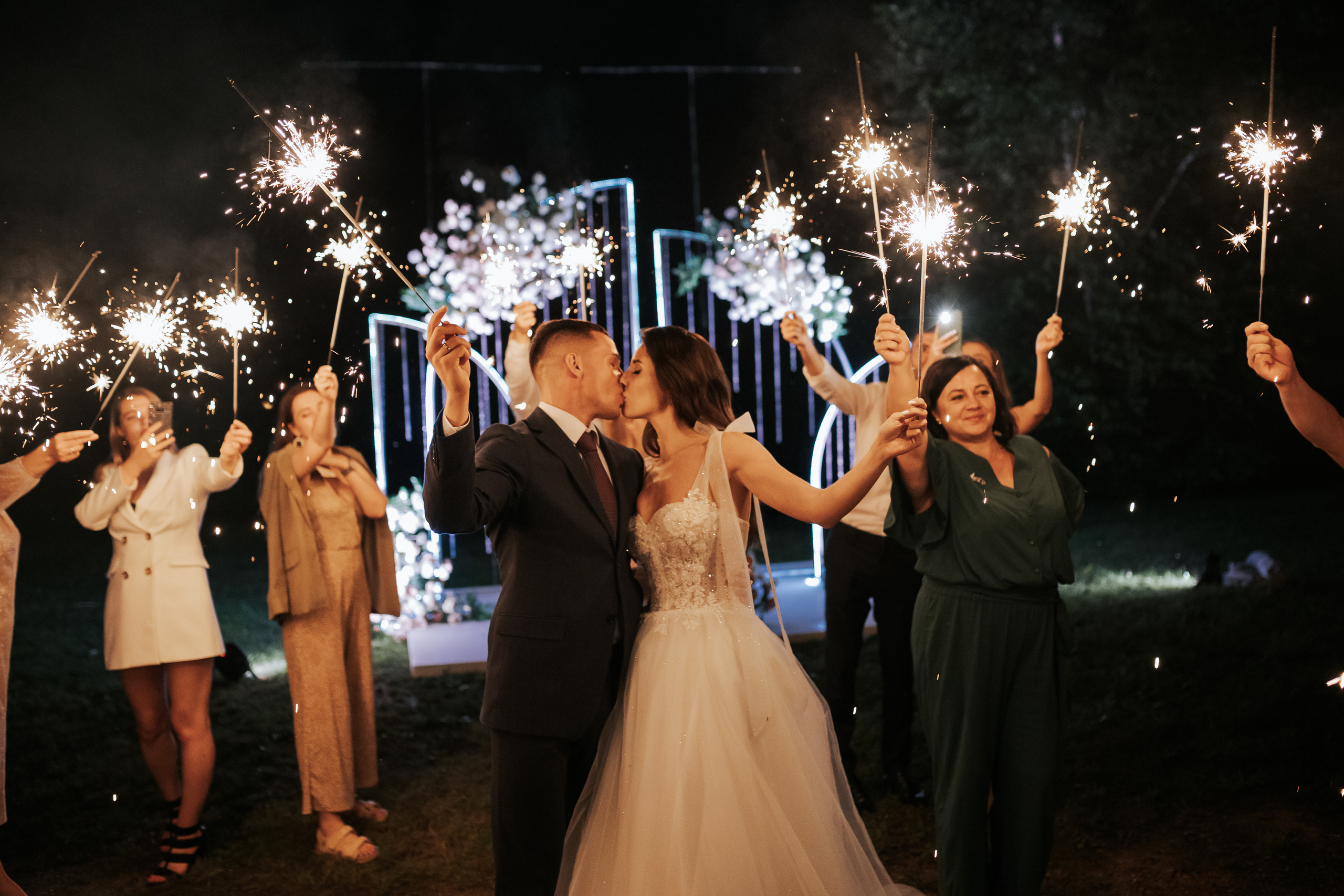 Эльвира и Сергей. Хабаровск.Июль. Ключевые кадры. Стиль, молодость…. Свадебный фотограф в Хабаровске