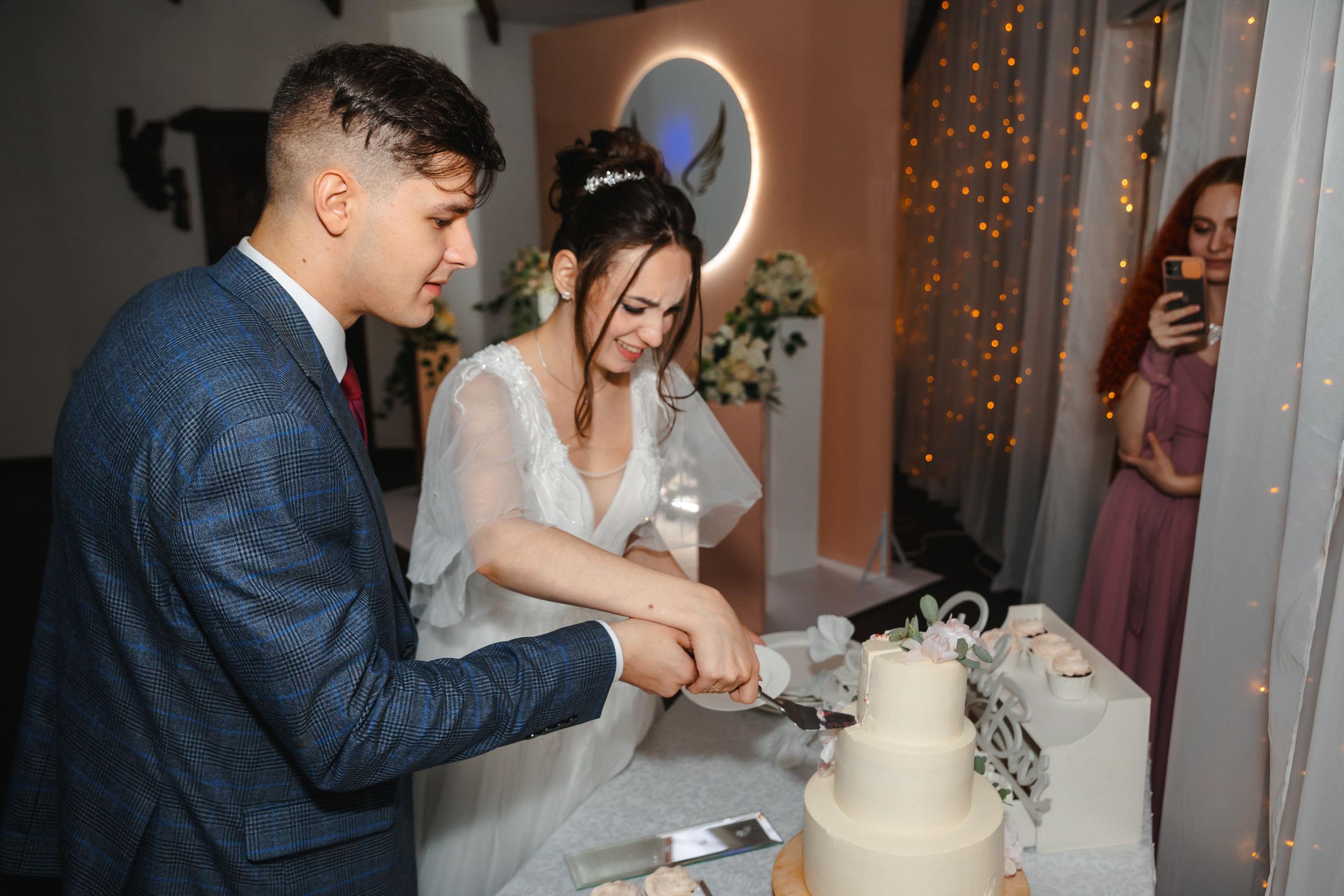 Виталий и Валерия. Комсомольск-на-Амуре. Август. Нежная дерзкая и молдая пара. Свадебный фотограф в Хабаровске