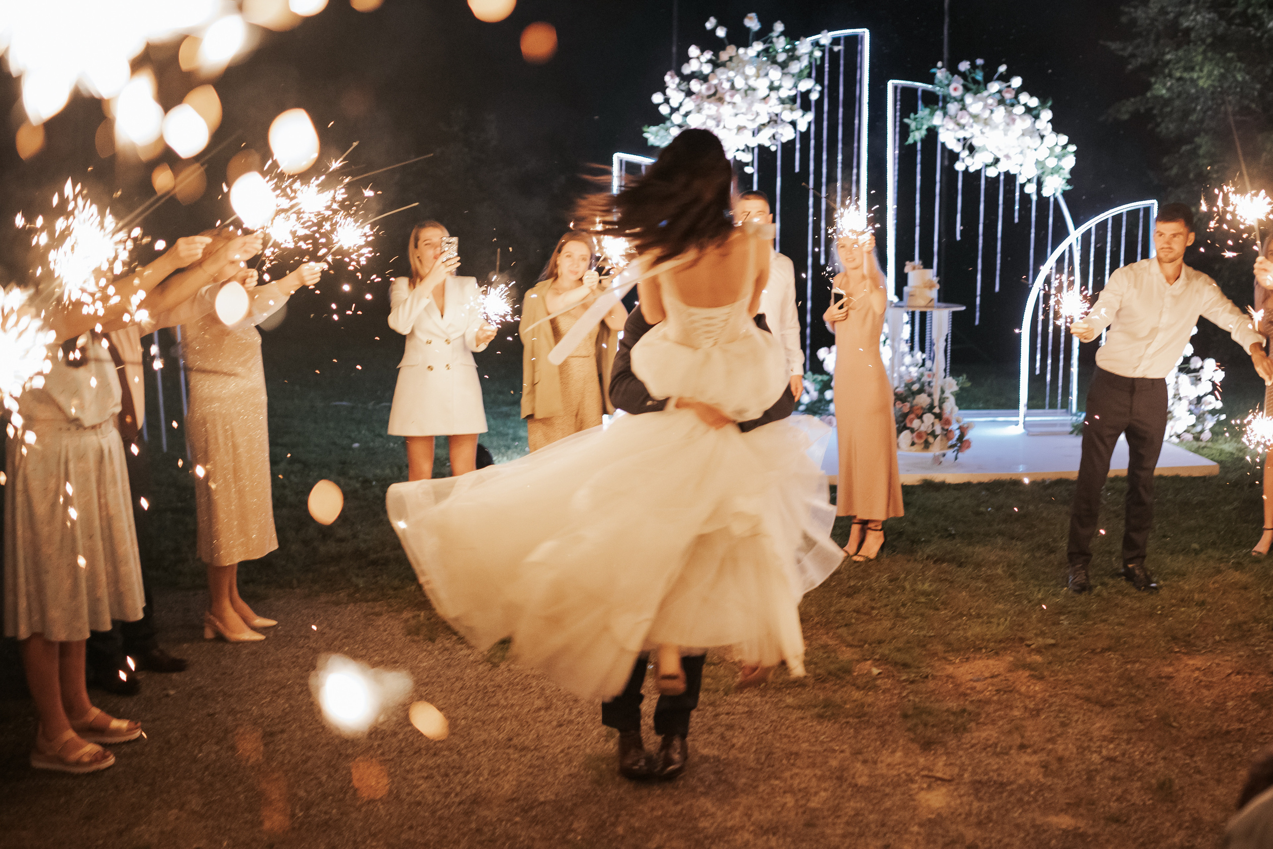 Эльвира и Сергей. Хабаровск.Июль. Ключевые кадры. Стиль, молодость…. Свадебный фотограф в Хабаровске