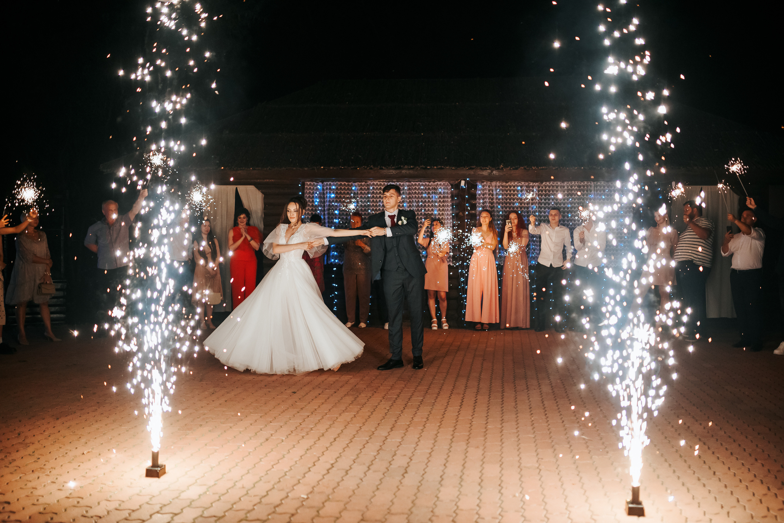 Виталий и Валерия. Комсомольск-на-Амуре. Август. Нежная дерзкая и молдая пара. Свадебный фотограф в Хабаровске