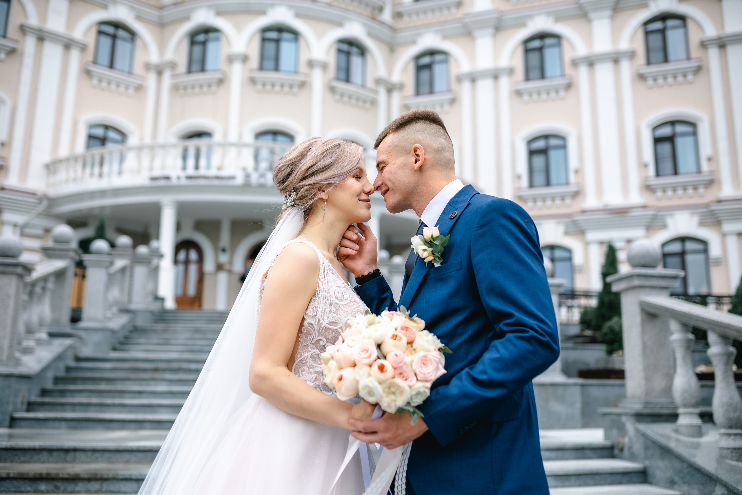 Марина и Денис. Хабаровск. Июль. Нежность и чувства. Свадебный фотограф в Хабаровске