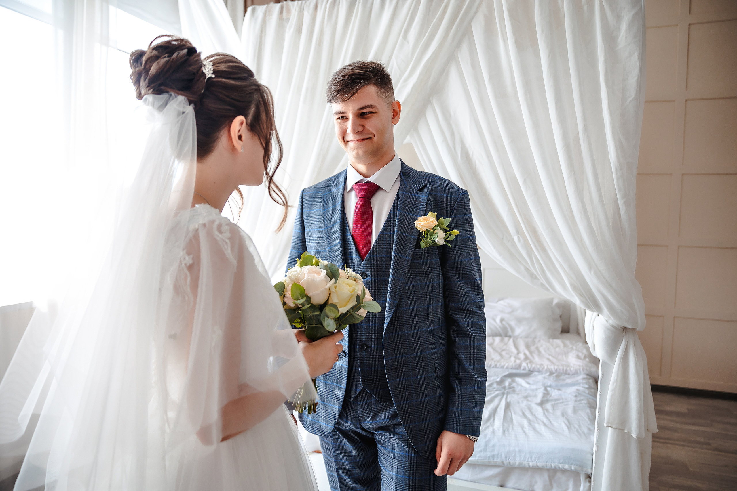 Виталий и Валерия. Комсомольск-на-Амуре. Август. Нежная дерзкая и молдая пара. Свадебный фотограф в Хабаровске