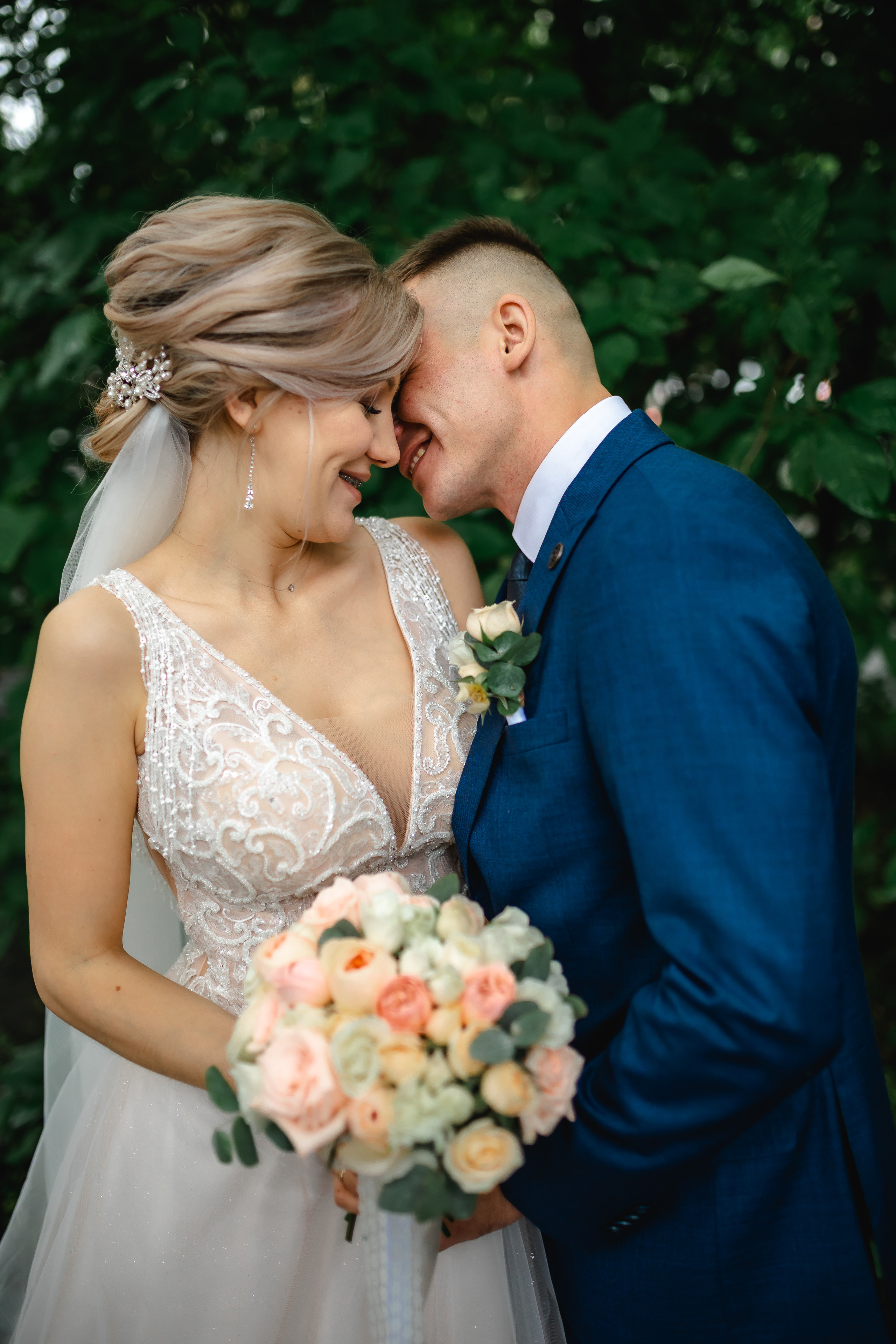 Марина и Денис. Хабаровск. Июль. Нежность и чувства. Свадебный фотограф в Хабаровске